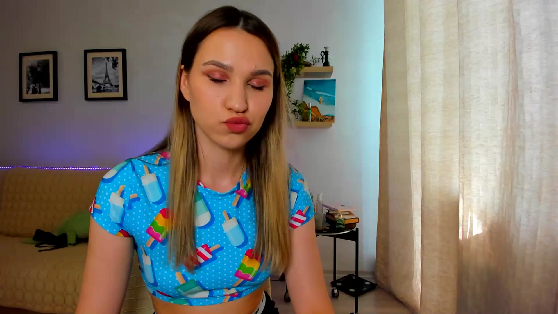 Gallery image thumbnail from WaveOfLove's myfreecams stream on, 07/13/2023, 13:06 image 1 of 20