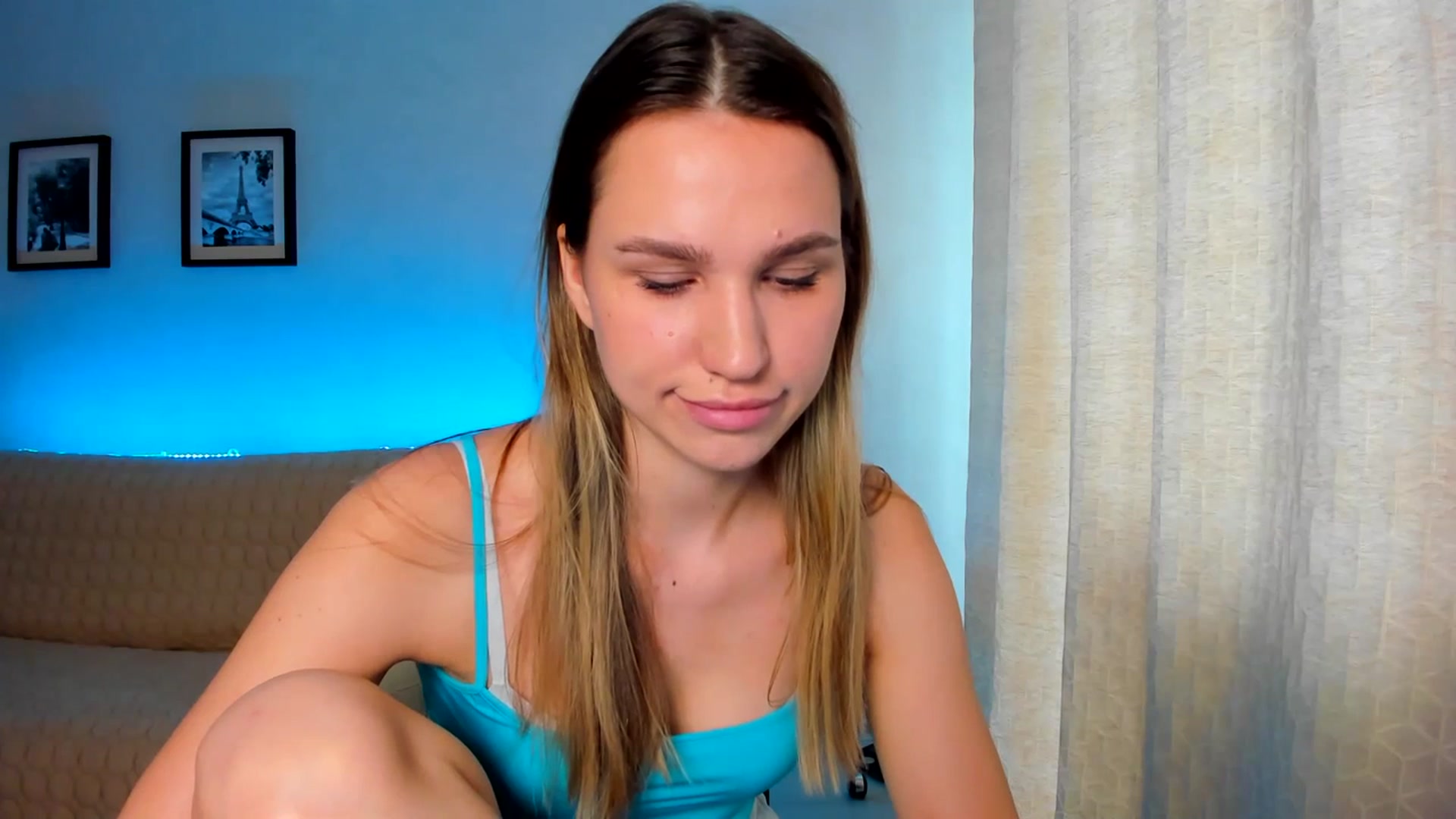 Gallery image thumbnail from WaveOfLove's myfreecams stream on, 07/14/2023, 09:43 image 15 of 20