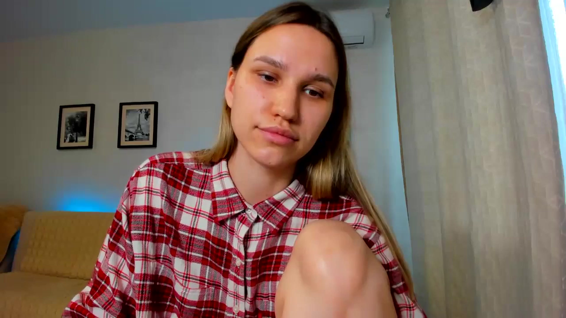 Gallery image thumbnail from WaveOfLove's myfreecams stream on, 07/15/2023, 11:49 image 19 of 20