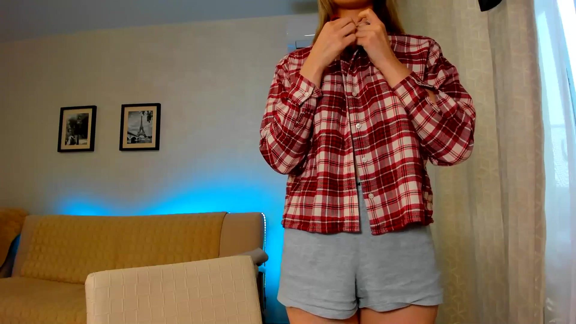 Gallery image thumbnail from WaveOfLove's myfreecams stream on, 07/15/2023, 11:49 image 7 of 20