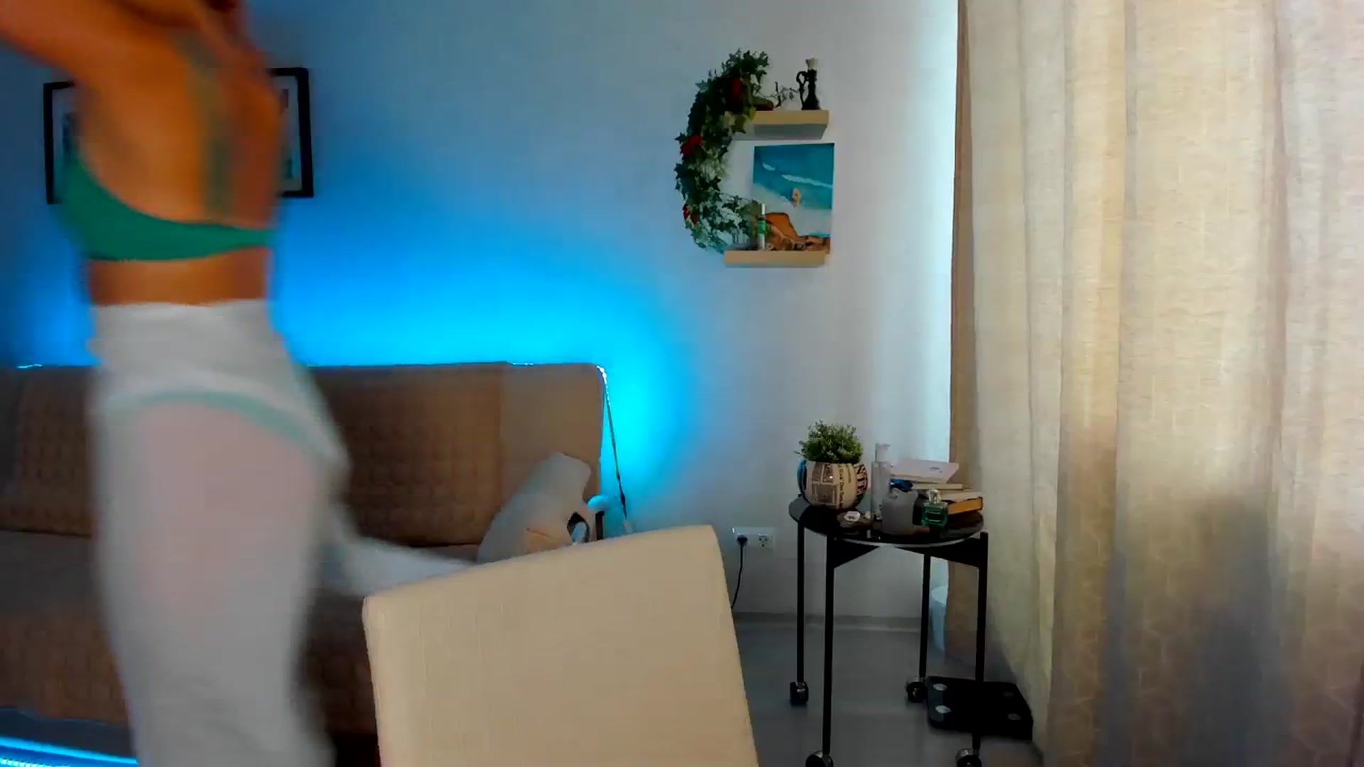 Gallery image thumbnail from WaveOfLove's myfreecams stream on, 07/30/2023, 11:50 image 18 of 20