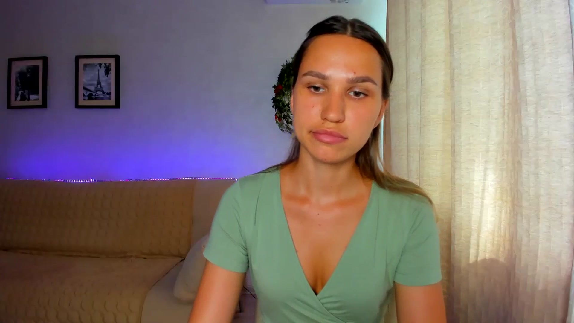 Gallery image thumbnail from WaveOfLove's myfreecams stream on, 07/31/2023, 12:52 image 8 of 20