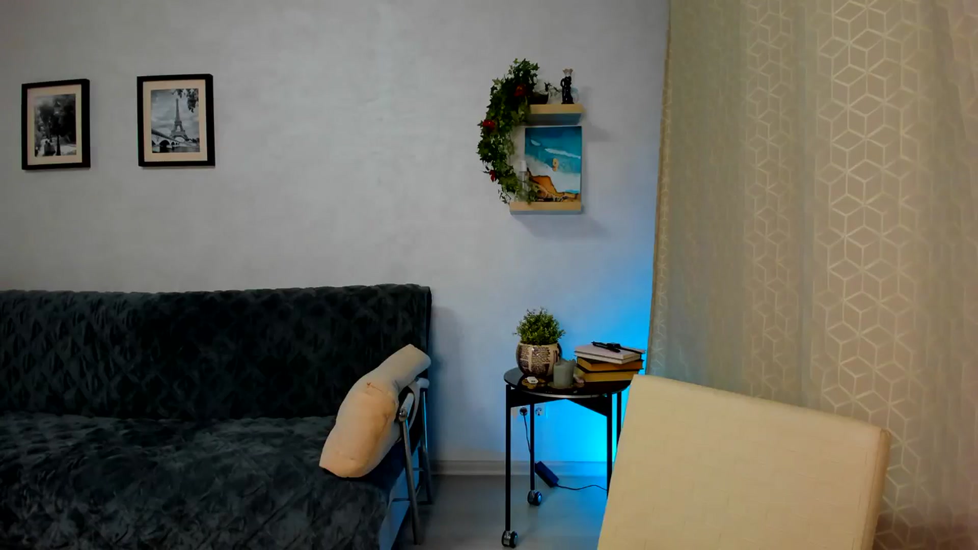 Gallery image thumbnail from WaveOfLove's myfreecams stream on, 08/05/2023, 17:29 image 19 of 20