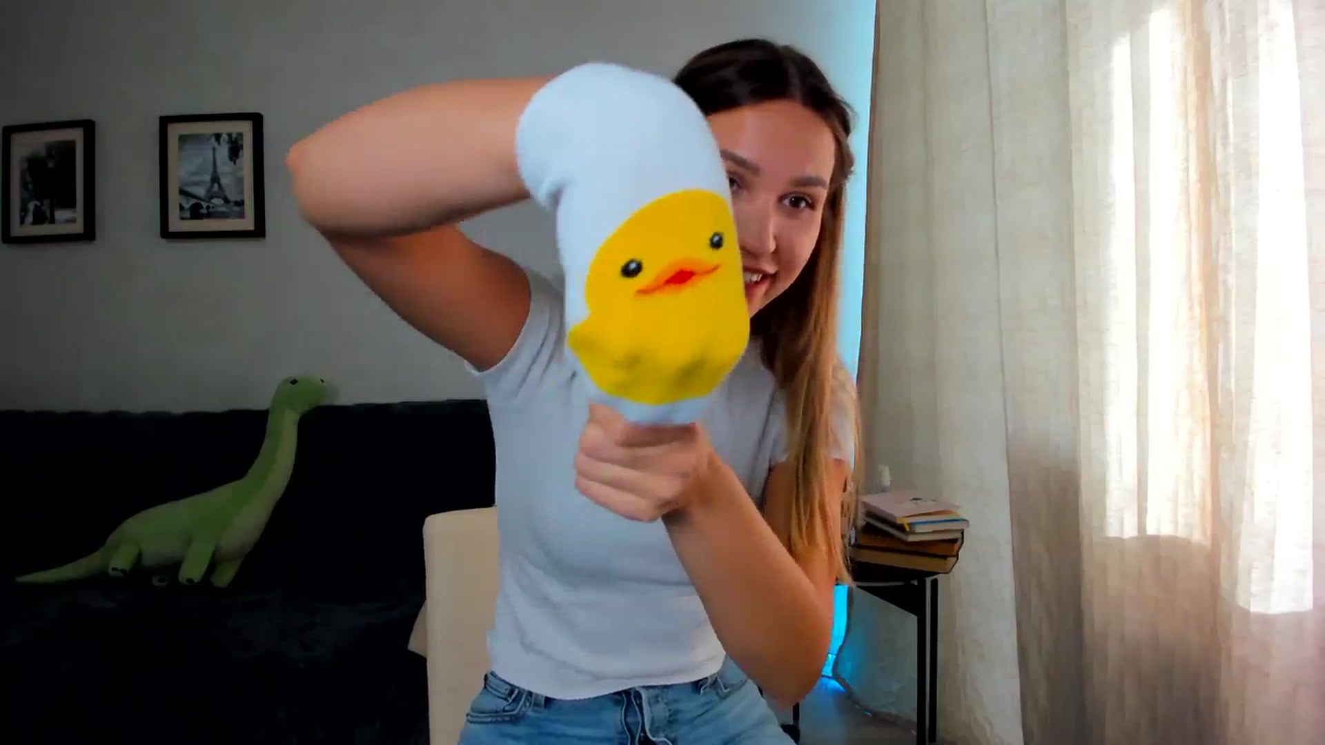 Gallery image thumbnail from WaveOfLove's myfreecams stream on, 08/31/2023, 12:56 image 12 of 20
