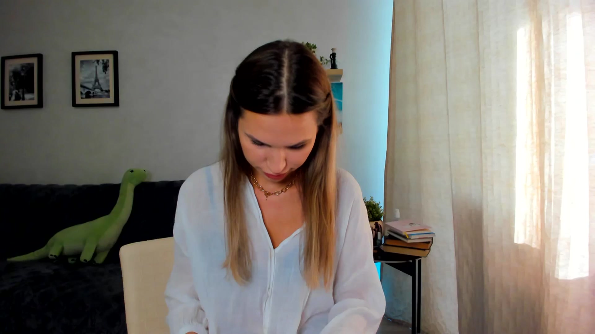 Gallery image thumbnail from WaveOfLove's myfreecams stream on, 08/31/2023, 12:56 image 3 of 20