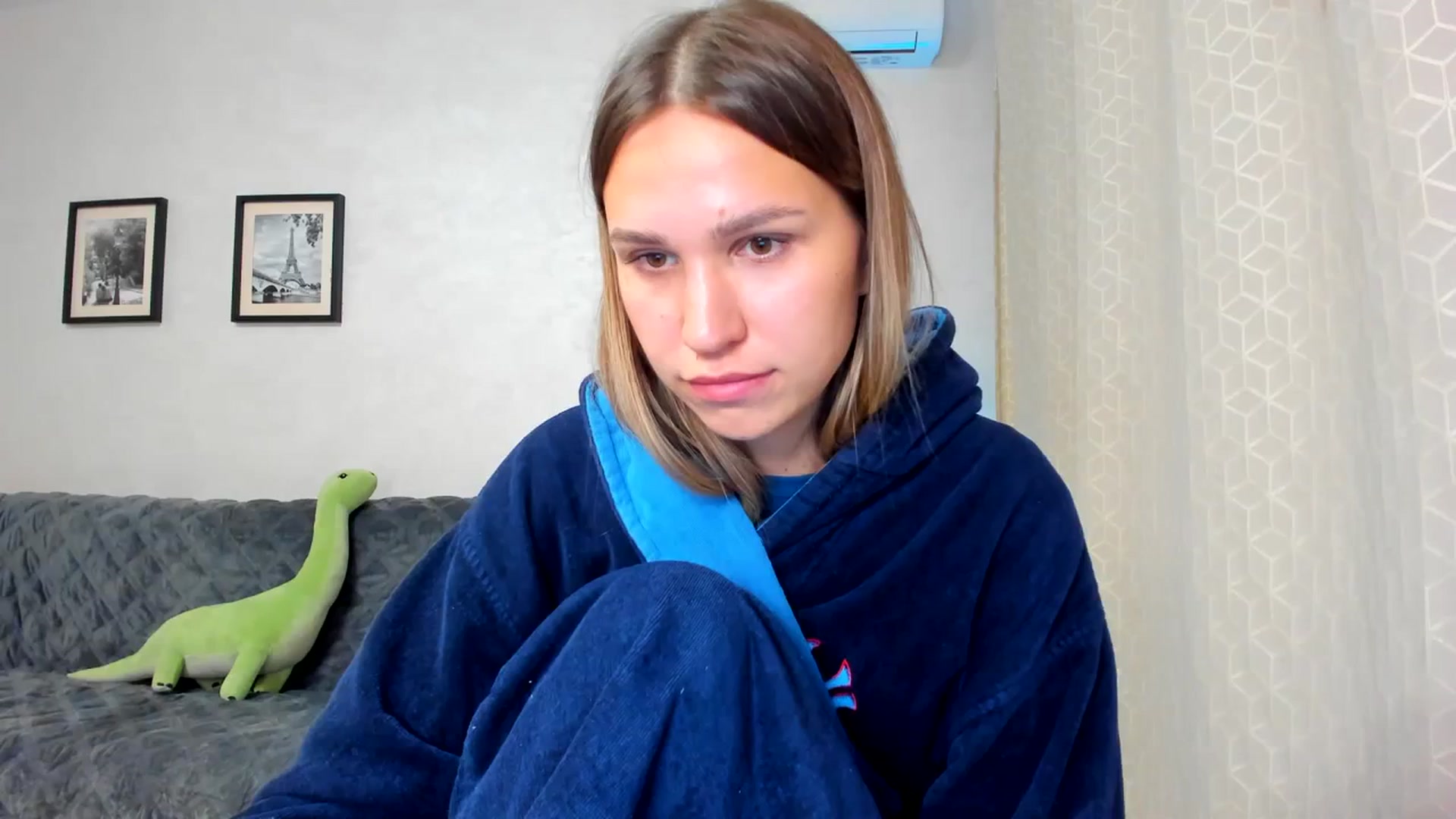 Gallery image thumbnail from WaveOfLove's myfreecams stream on, 09/09/2023, 18:19 image 1 of 20