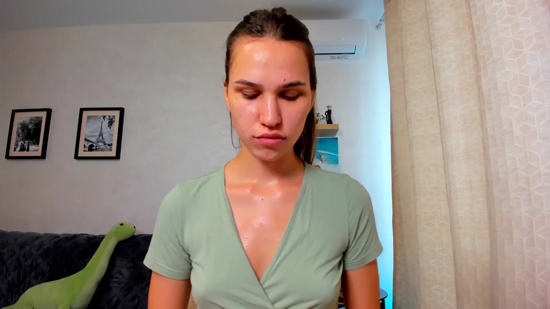Gallery image thumbnail from WaveOfLove's myfreecams stream on, 09/18/2023, 12:20 image 4 of 20