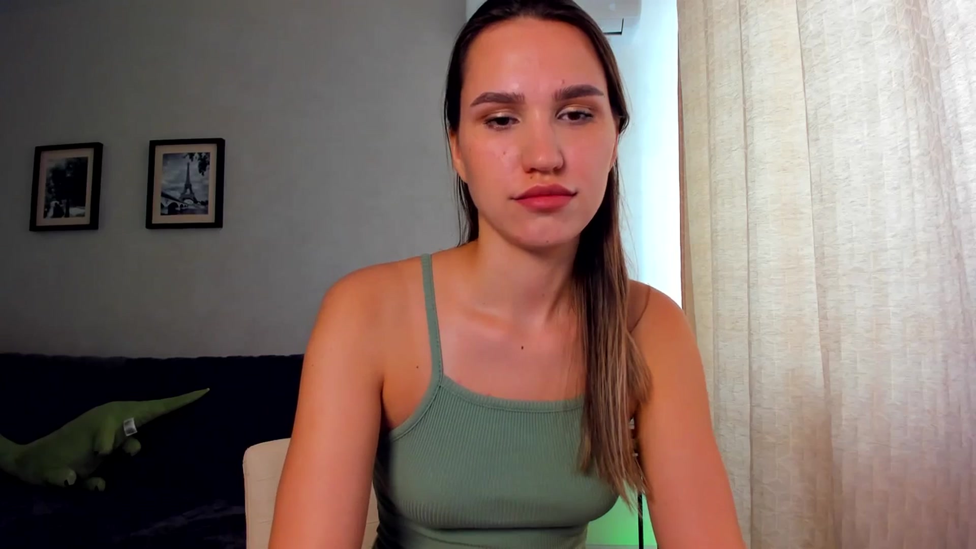 Gallery image thumbnail from WaveOfLove's myfreecams stream on, 09/28/2023, 13:08 image 16 of 20