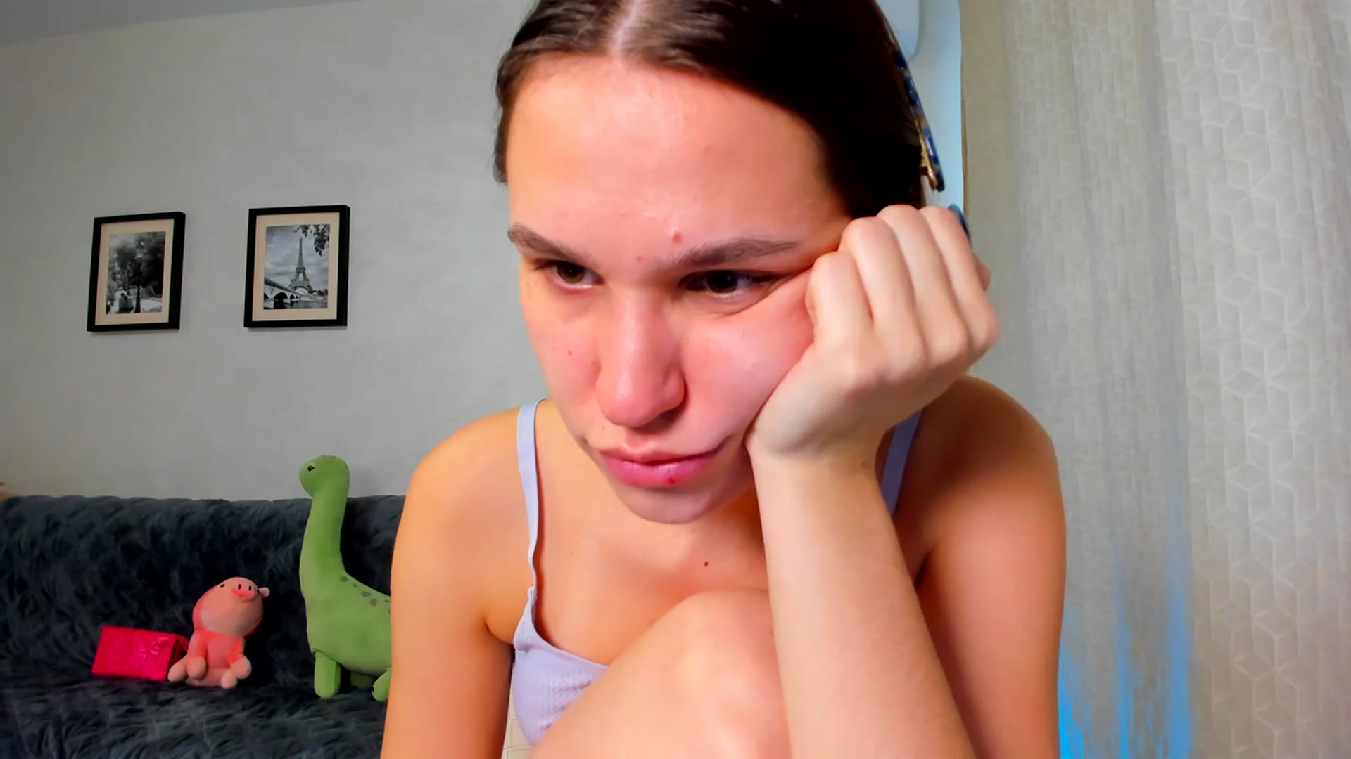 Gallery image thumbnail from WaveOfLove's myfreecams stream on, 10/17/2023, 11:43 image 17 of 20