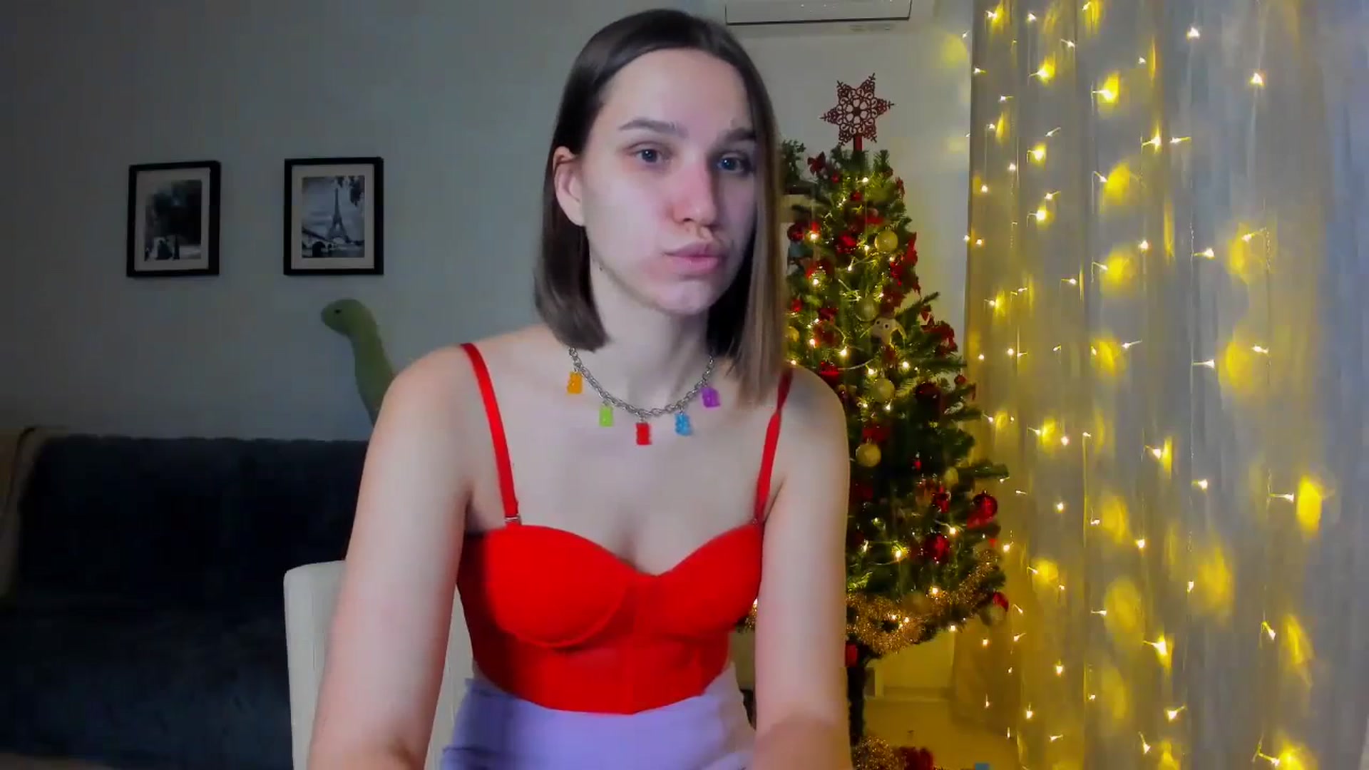 Gallery image thumbnail from WaveOfLove's myfreecams stream on, 12/15/2023, 13:17 image 13 of 20