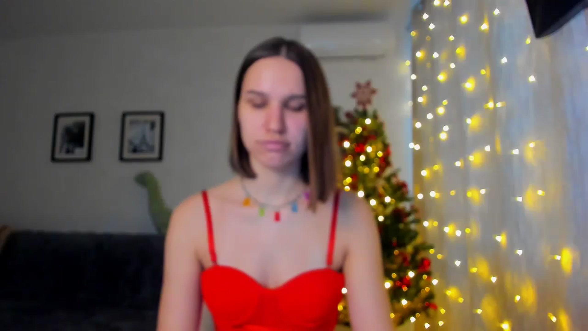 Gallery image thumbnail from WaveOfLove's myfreecams stream on, 12/15/2023, 13:17 image 7 of 20