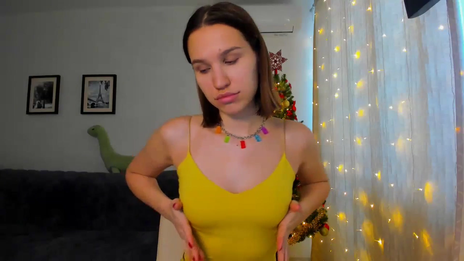 Gallery image thumbnail from WaveOfLove's myfreecams stream on, 12/16/2023, 10:56 image 8 of 20