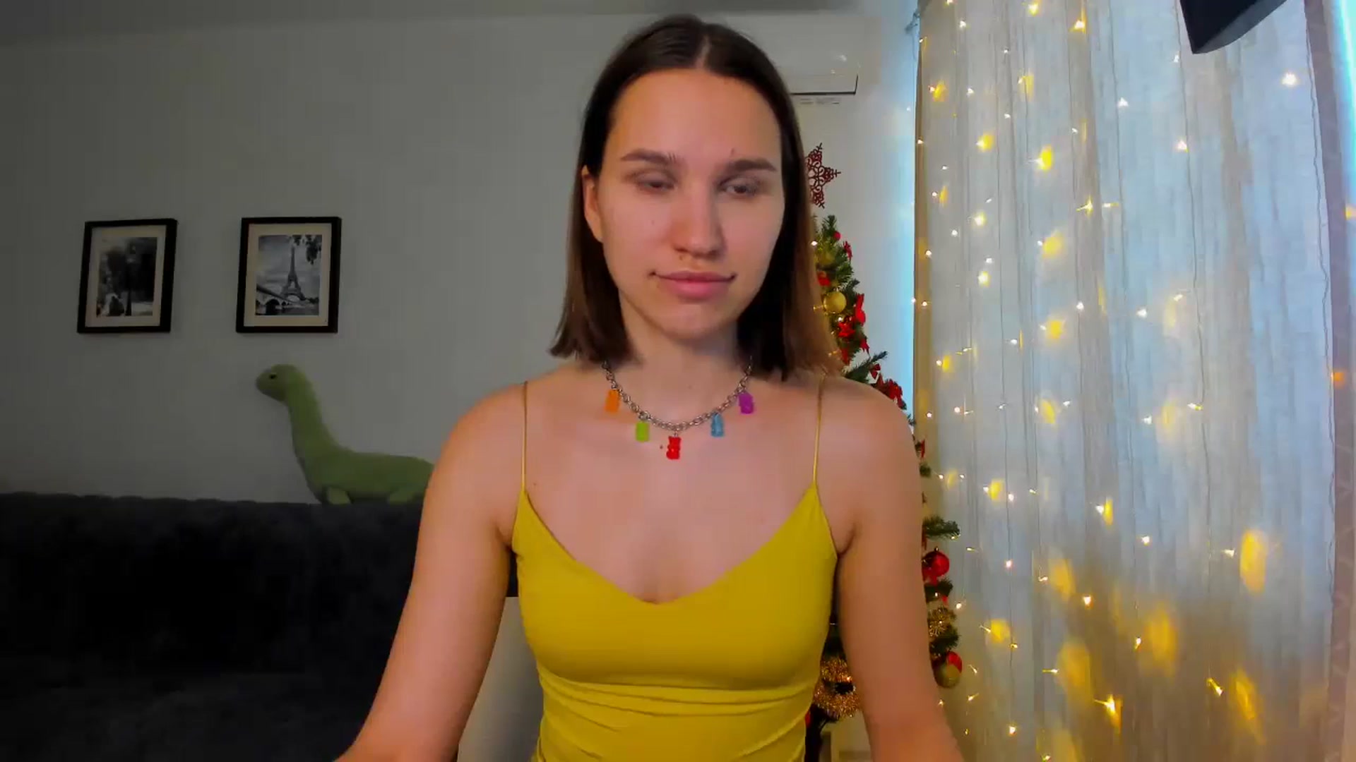 Gallery image thumbnail from WaveOfLove's myfreecams stream on, 12/16/2023, 10:56 image 9 of 20