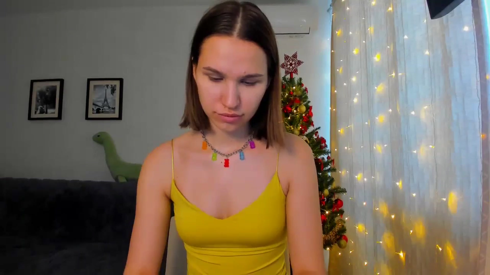 Gallery image thumbnail from WaveOfLove's myfreecams stream on, 12/16/2023, 10:56 image 11 of 20