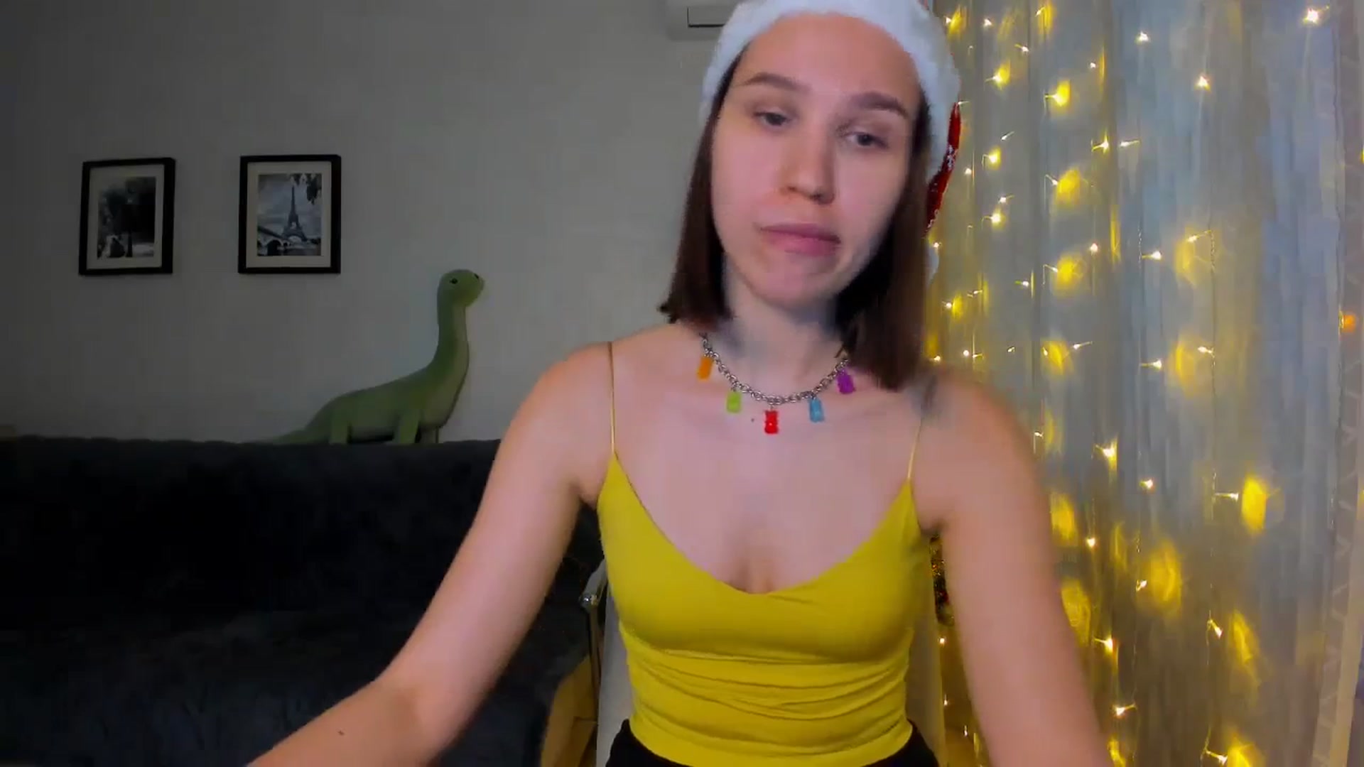 Gallery image thumbnail from WaveOfLove's myfreecams stream on, 12/16/2023, 12:56 image 6 of 20