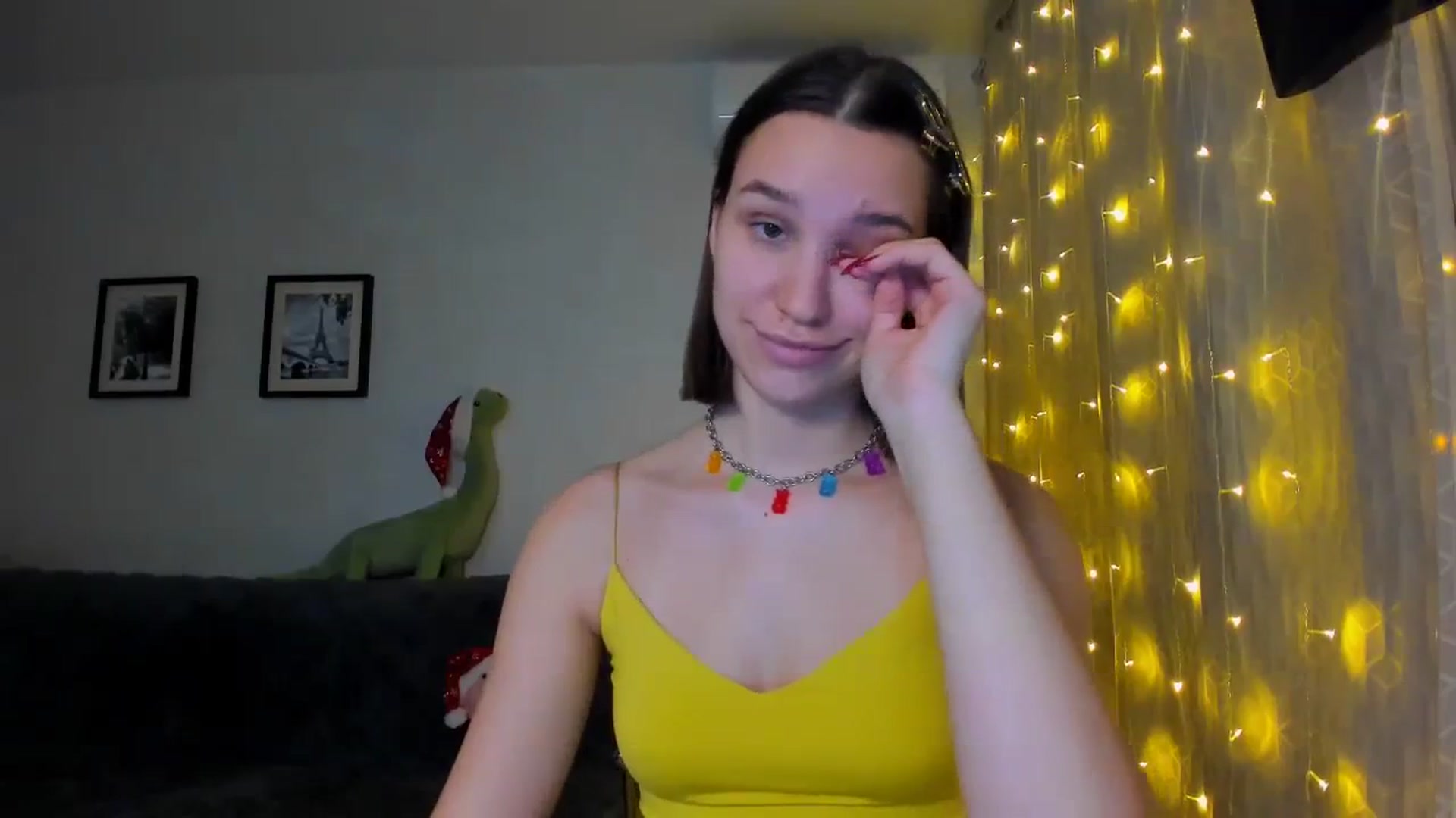Gallery image thumbnail from WaveOfLove's myfreecams stream on, 12/16/2023, 13:59 image 20 of 20
