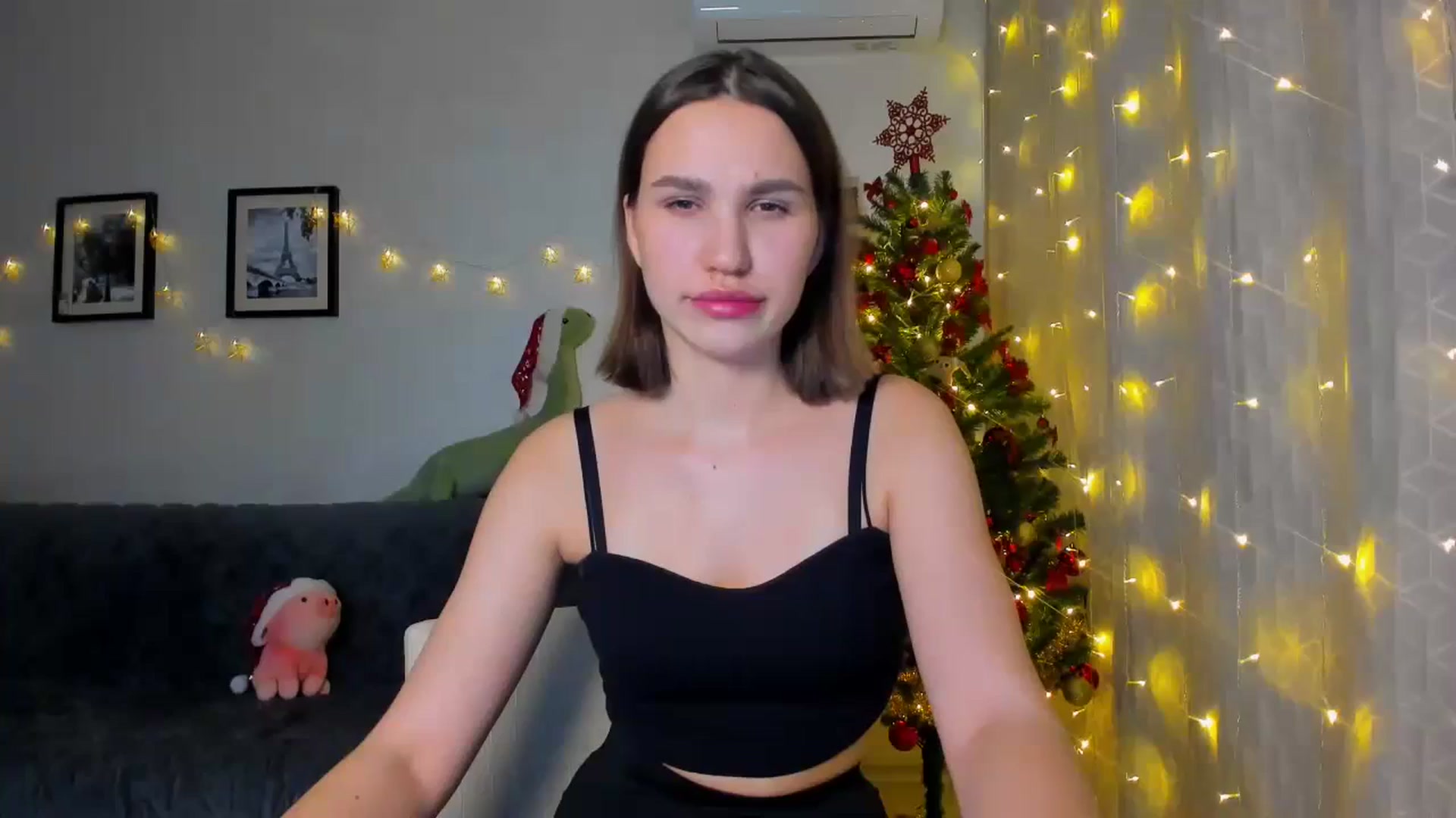Gallery image thumbnail from WaveOfLove's myfreecams stream on, 12/23/2023, 13:11 image 9 of 20