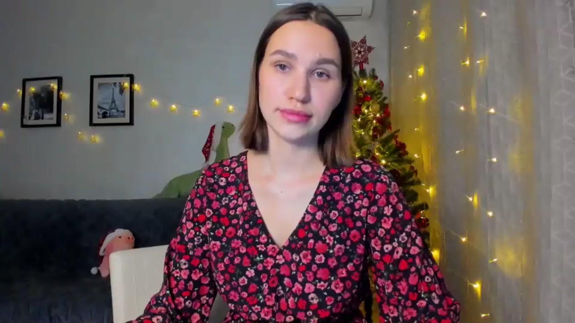Gallery image thumbnail from WaveOfLove's myfreecams stream on, 12/23/2023, 13:11 image 16 of 20