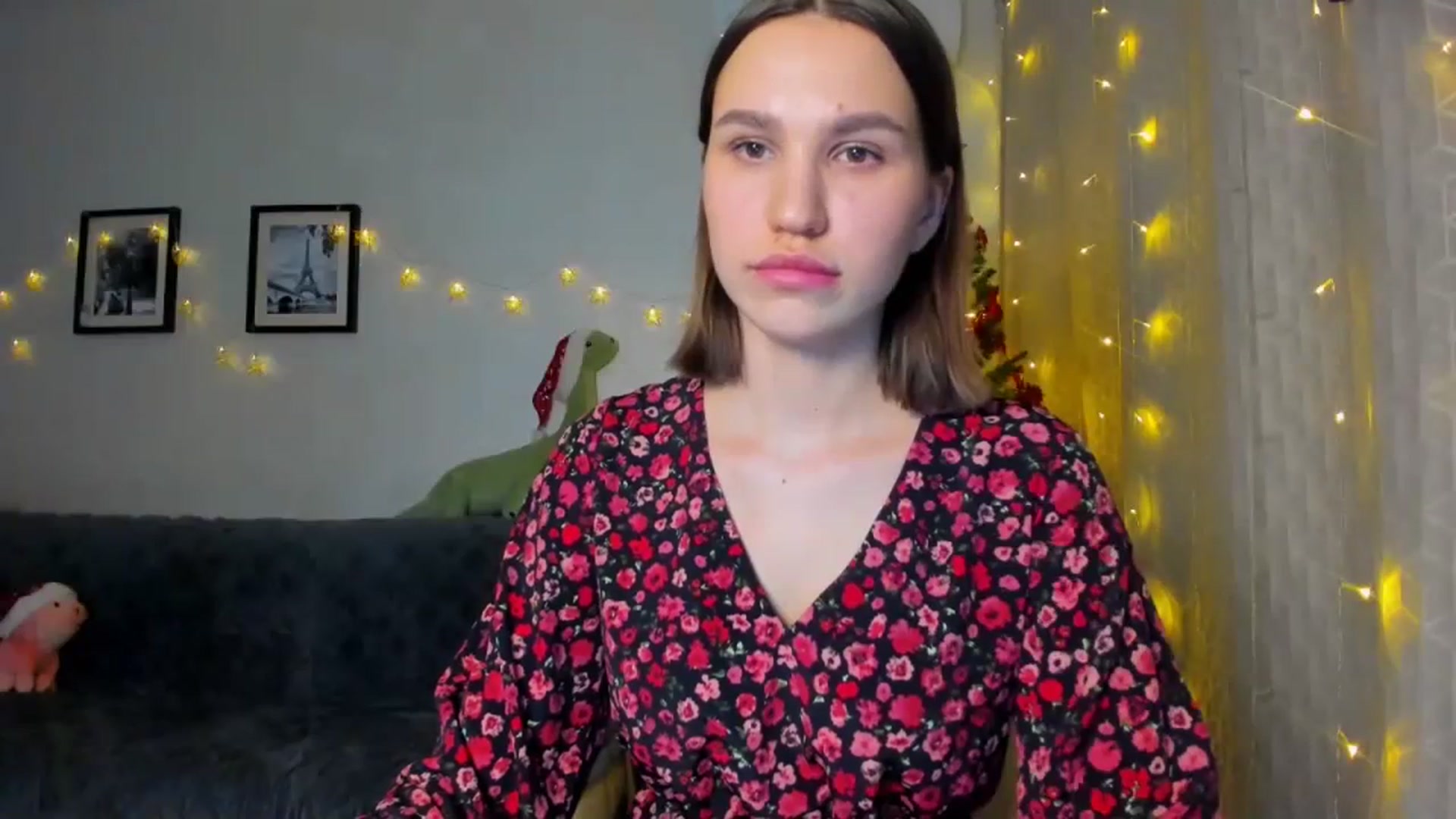 Gallery image thumbnail from WaveOfLove's myfreecams stream on, 12/23/2023, 13:33 image 18 of 20