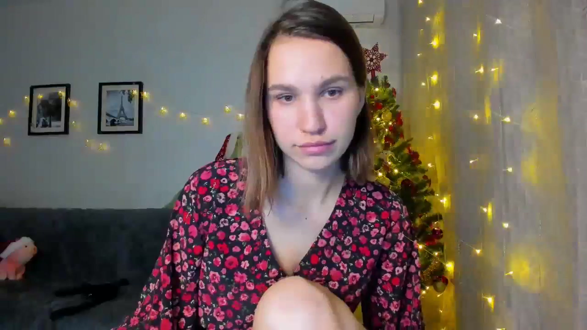 Gallery image thumbnail from WaveOfLove's myfreecams stream on, 12/23/2023, 15:02 image 6 of 20