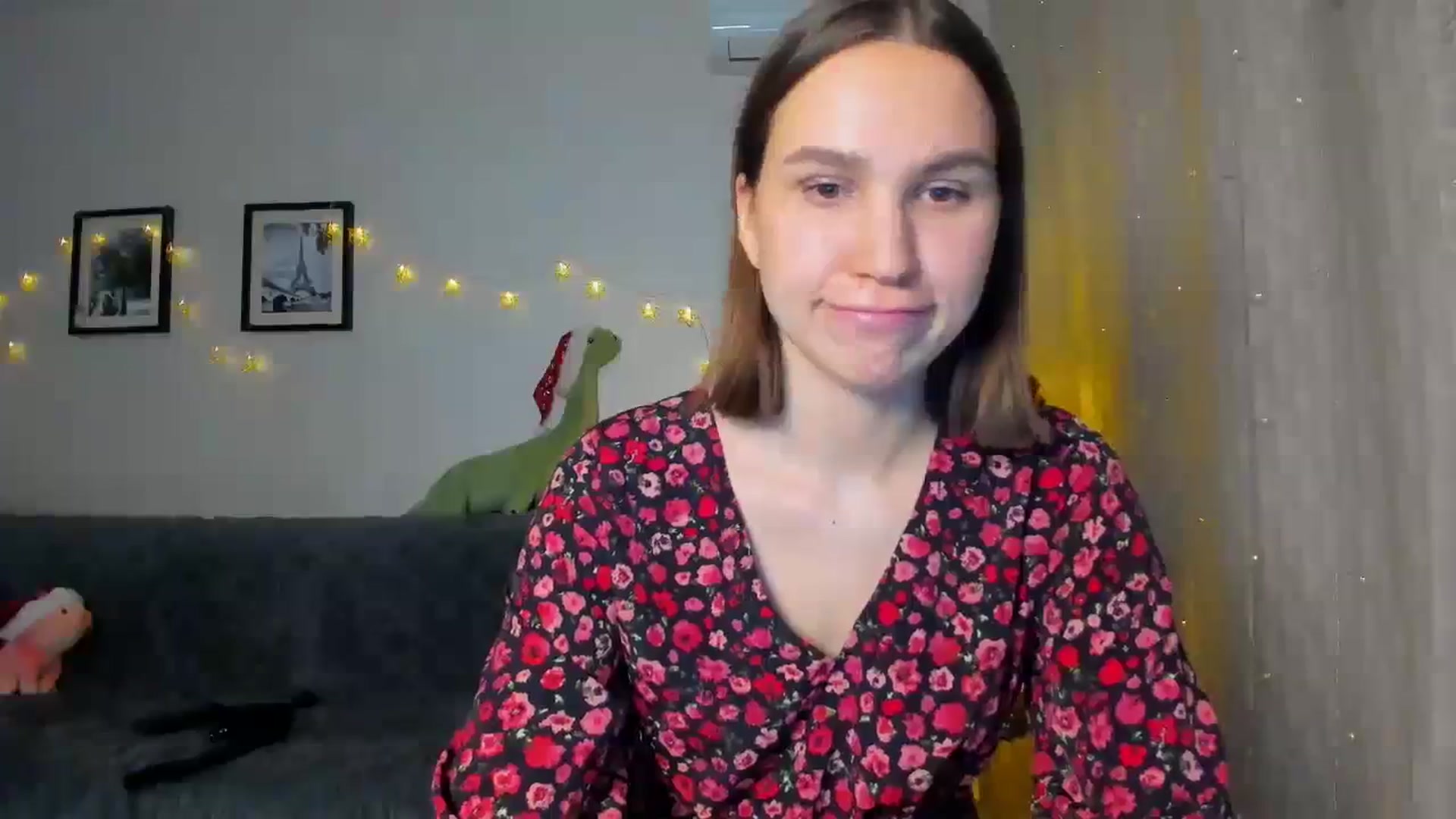 Gallery image thumbnail from WaveOfLove's myfreecams stream on, 12/23/2023, 15:02 image 20 of 20