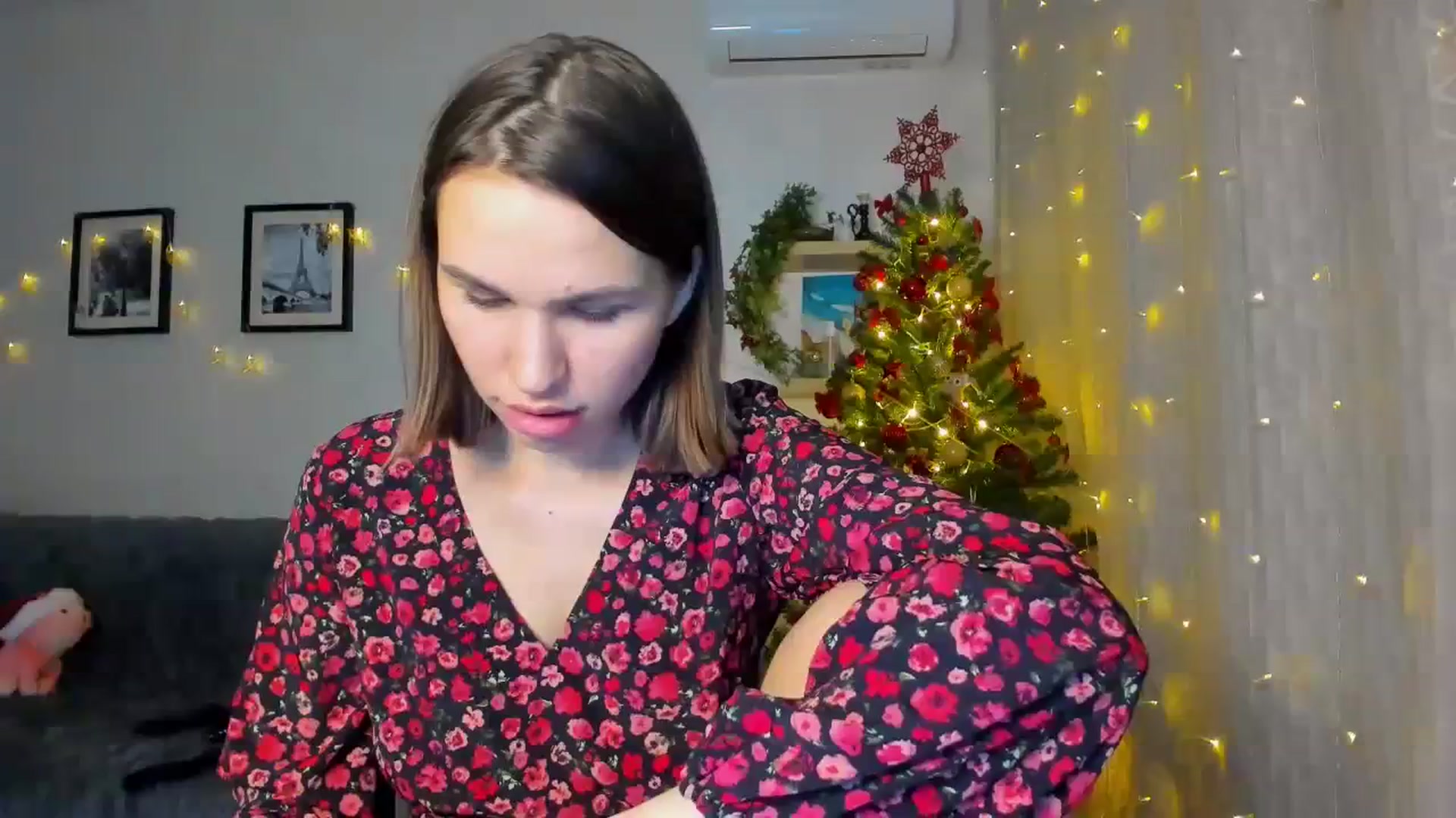 Gallery image thumbnail from WaveOfLove's myfreecams stream on, 12/23/2023, 15:02 image 2 of 20