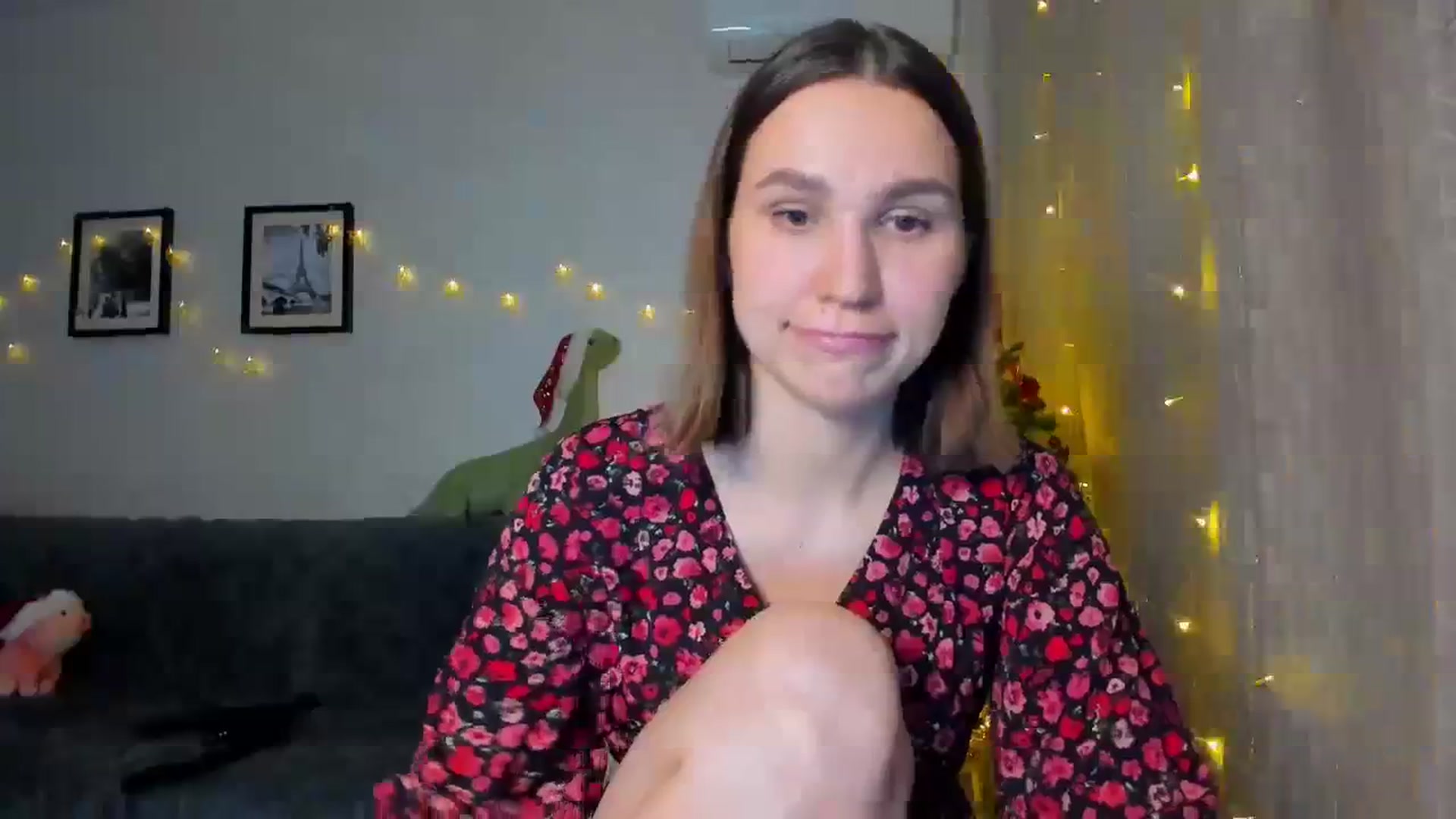 Gallery image thumbnail from WaveOfLove's myfreecams stream on, 12/23/2023, 15:02 image 19 of 20