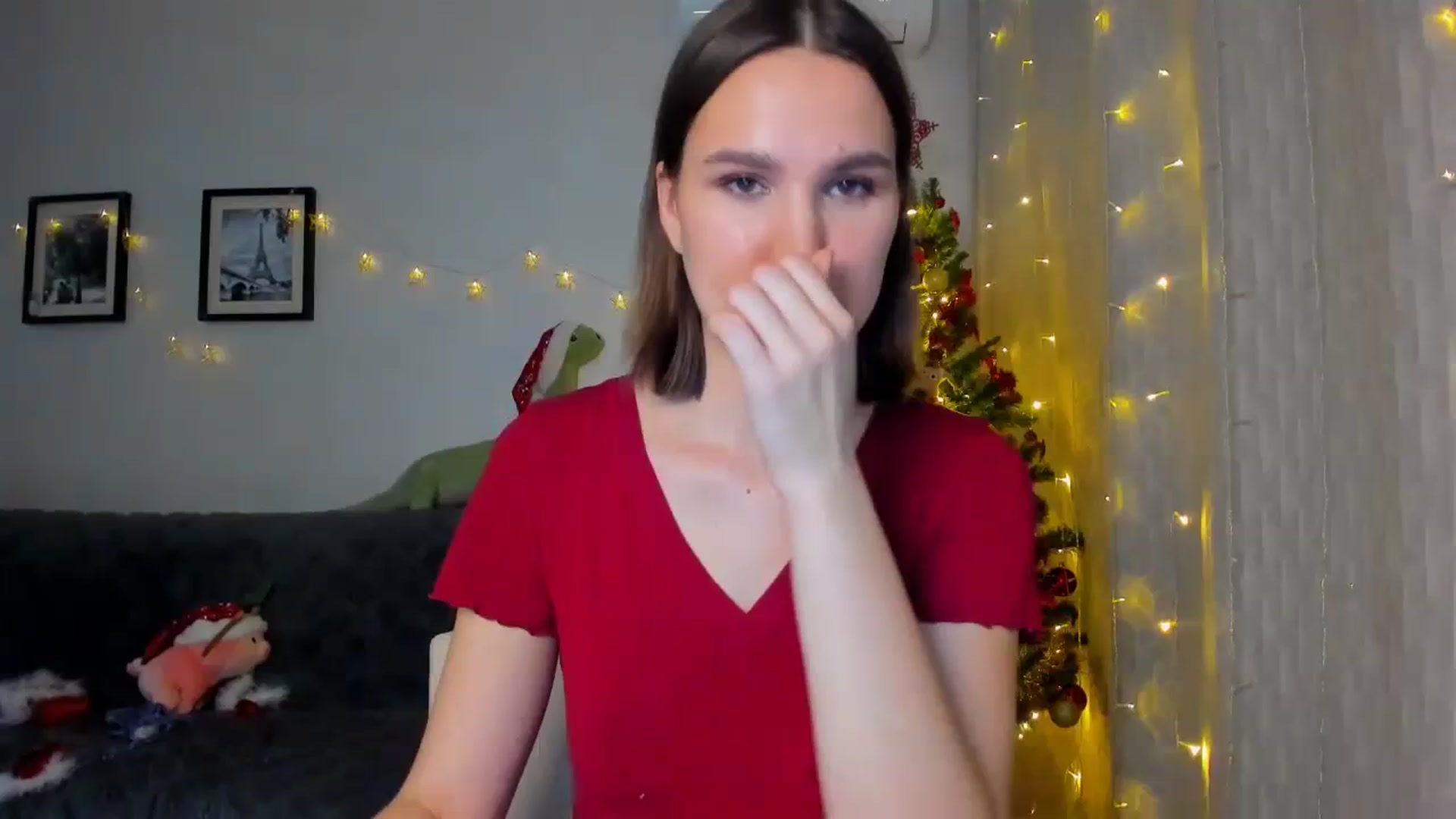 Gallery image thumbnail from WaveOfLove's myfreecams stream on, 12/25/2023, 17:30 image 18 of 20