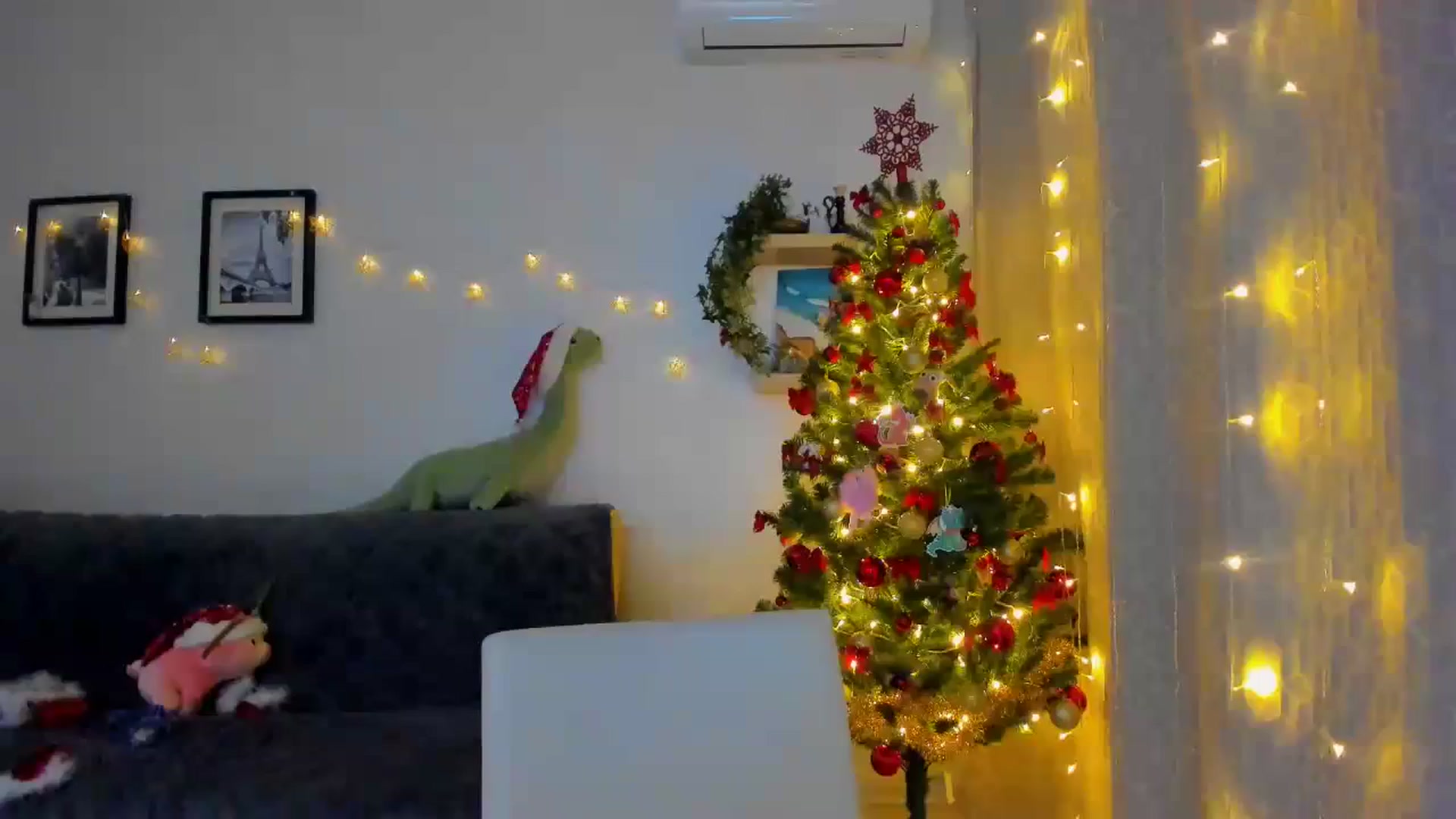 Gallery image thumbnail from WaveOfLove's myfreecams stream on, 12/25/2023, 17:30 image 20 of 20