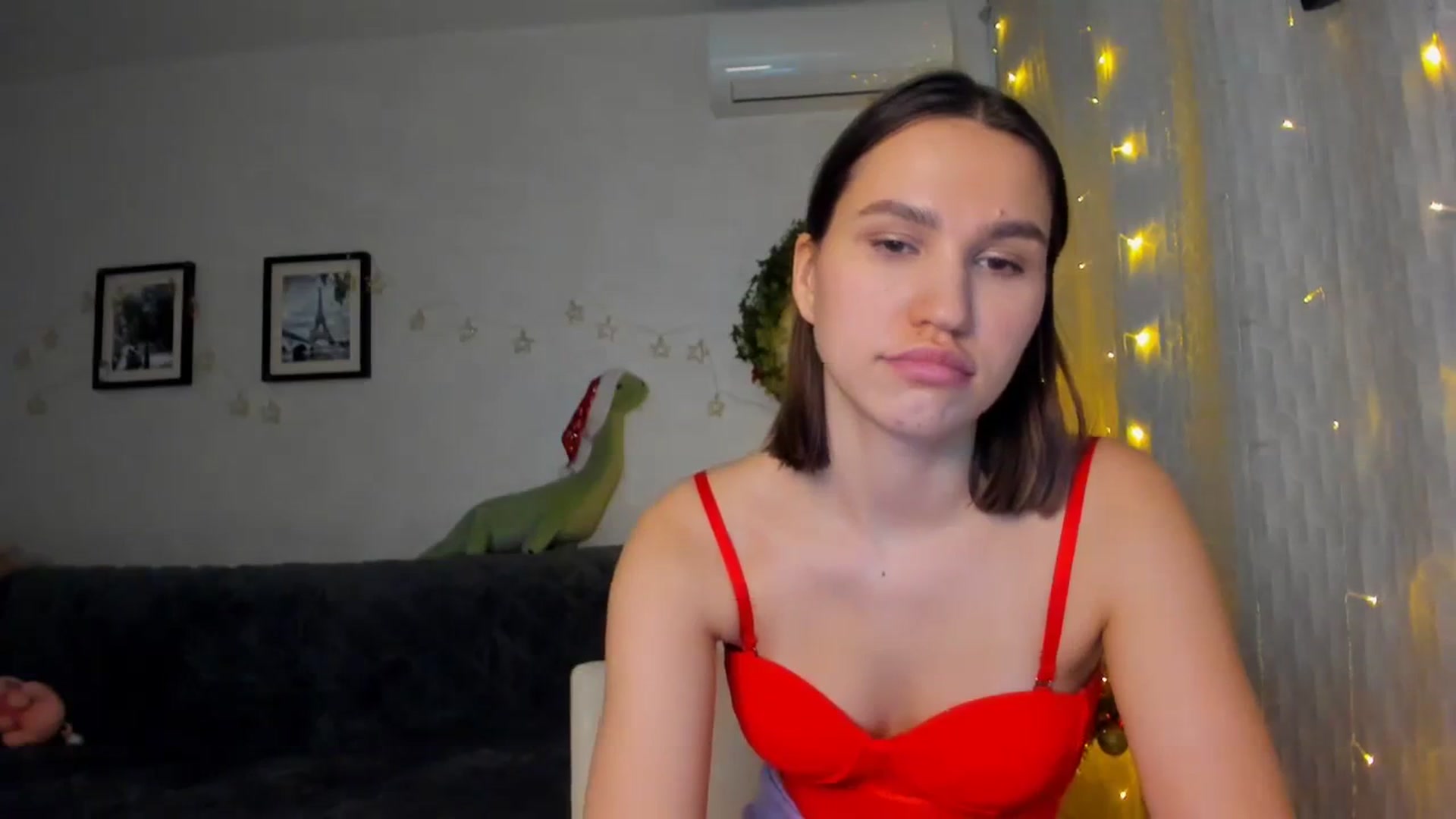 Gallery image thumbnail from WaveOfLove's myfreecams stream on, 12/26/2023, 12:41 image 11 of 20