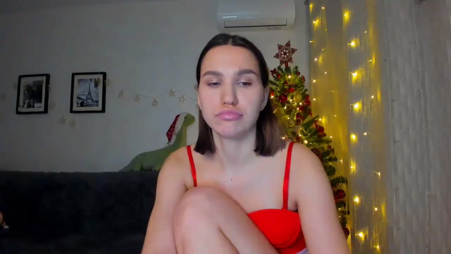 Gallery image thumbnail from WaveOfLove's myfreecams stream on, 12/26/2023, 13:26 image 5 of 20