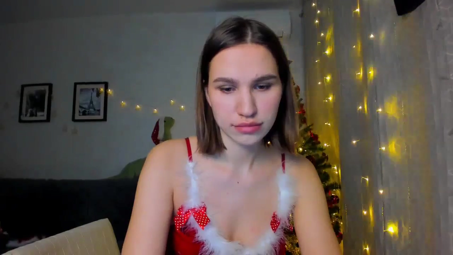 Gallery image thumbnail from WaveOfLove's myfreecams stream on, 12/27/2023, 13:11 image 11 of 20