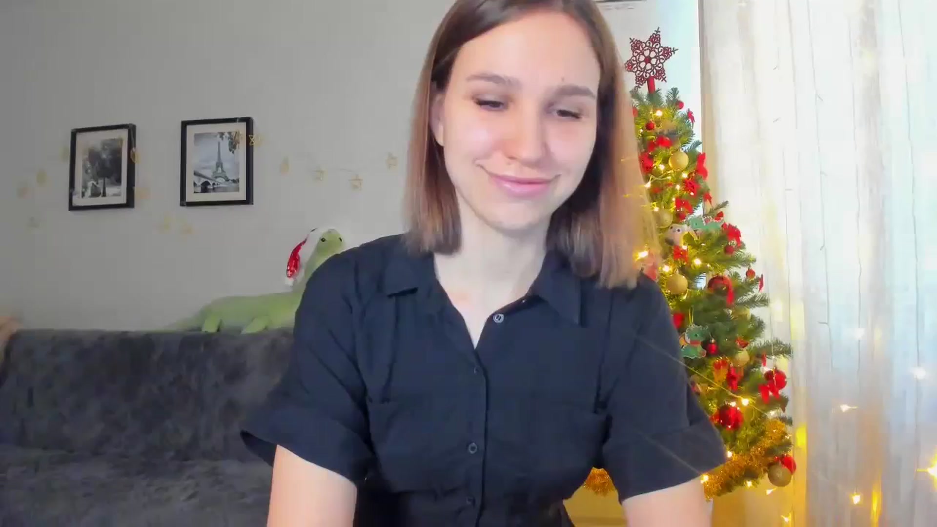 Gallery image thumbnail from WaveOfLove's myfreecams stream on, 12/31/2023, 10:41 image 8 of 20