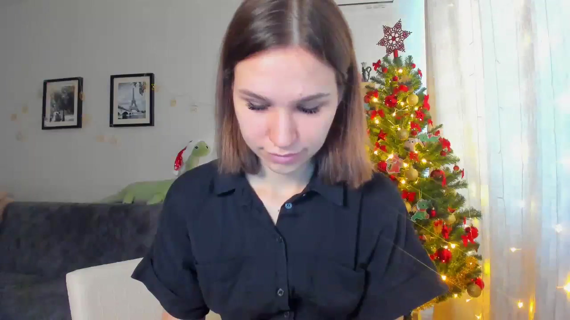 Gallery image thumbnail from WaveOfLove's myfreecams stream on, 12/31/2023, 10:41 image 15 of 20