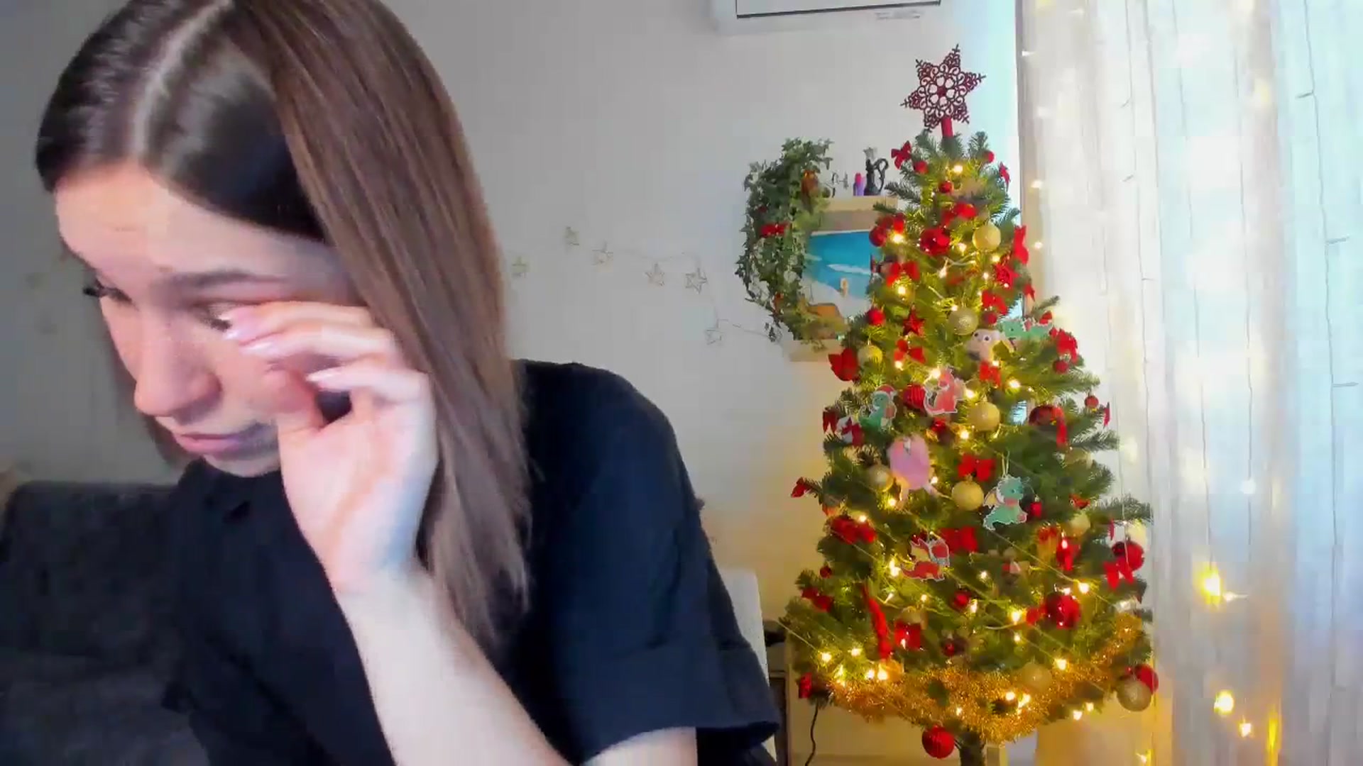 Gallery image thumbnail from WaveOfLove's myfreecams stream on, 12/31/2023, 10:41 image 10 of 20