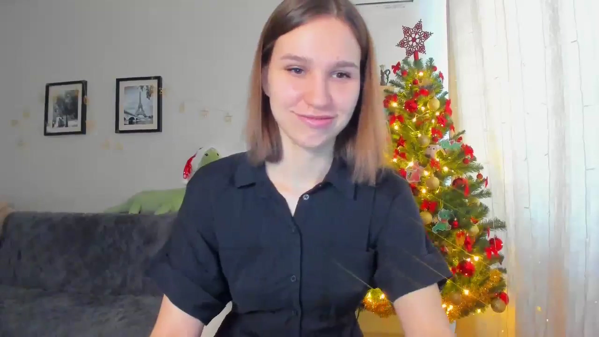 Gallery image thumbnail from WaveOfLove's myfreecams stream on, 12/31/2023, 10:41 image 9 of 20