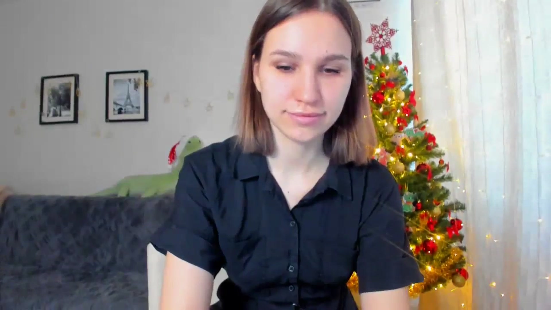 Gallery image thumbnail from WaveOfLove's myfreecams stream on, 12/31/2023, 10:41 image 19 of 20