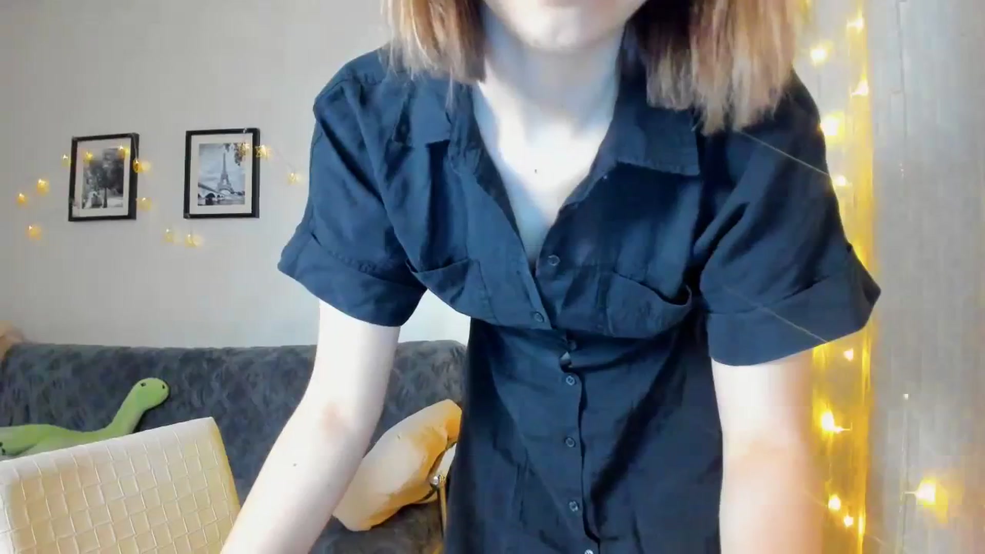 Gallery image thumbnail from WaveOfLove's myfreecams stream on, 12/31/2023, 13:02 image 14 of 20