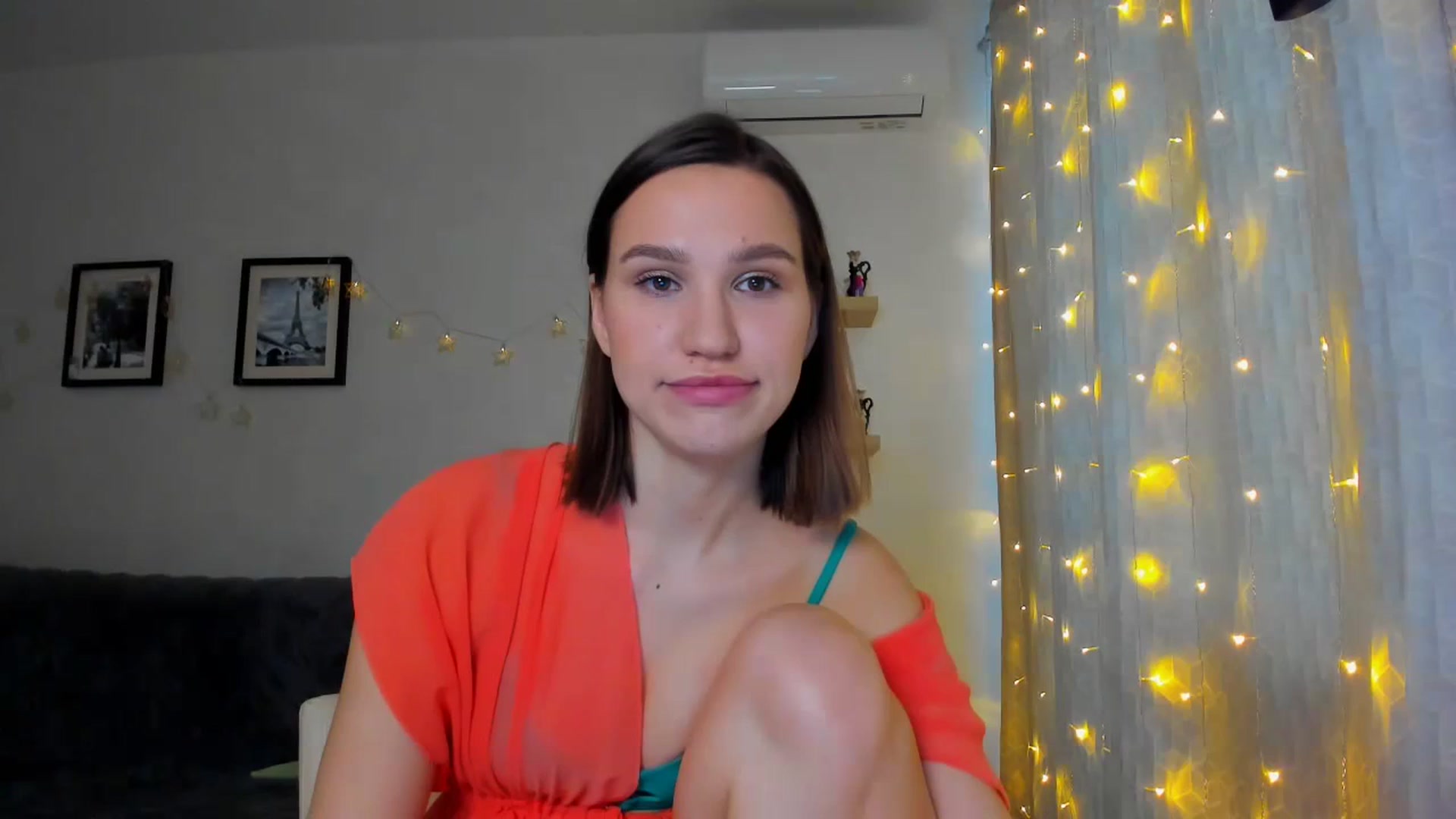 Gallery image thumbnail from WaveOfLove's myfreecams stream on, 01/19/2024, 11:53 image 1 of 20