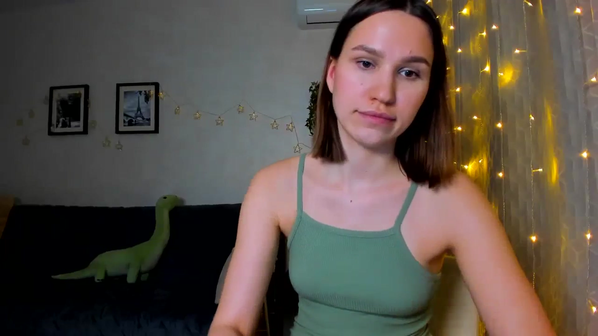 Gallery image thumbnail from WaveOfLove's myfreecams stream on, 01/26/2024, 14:24 image 16 of 20
