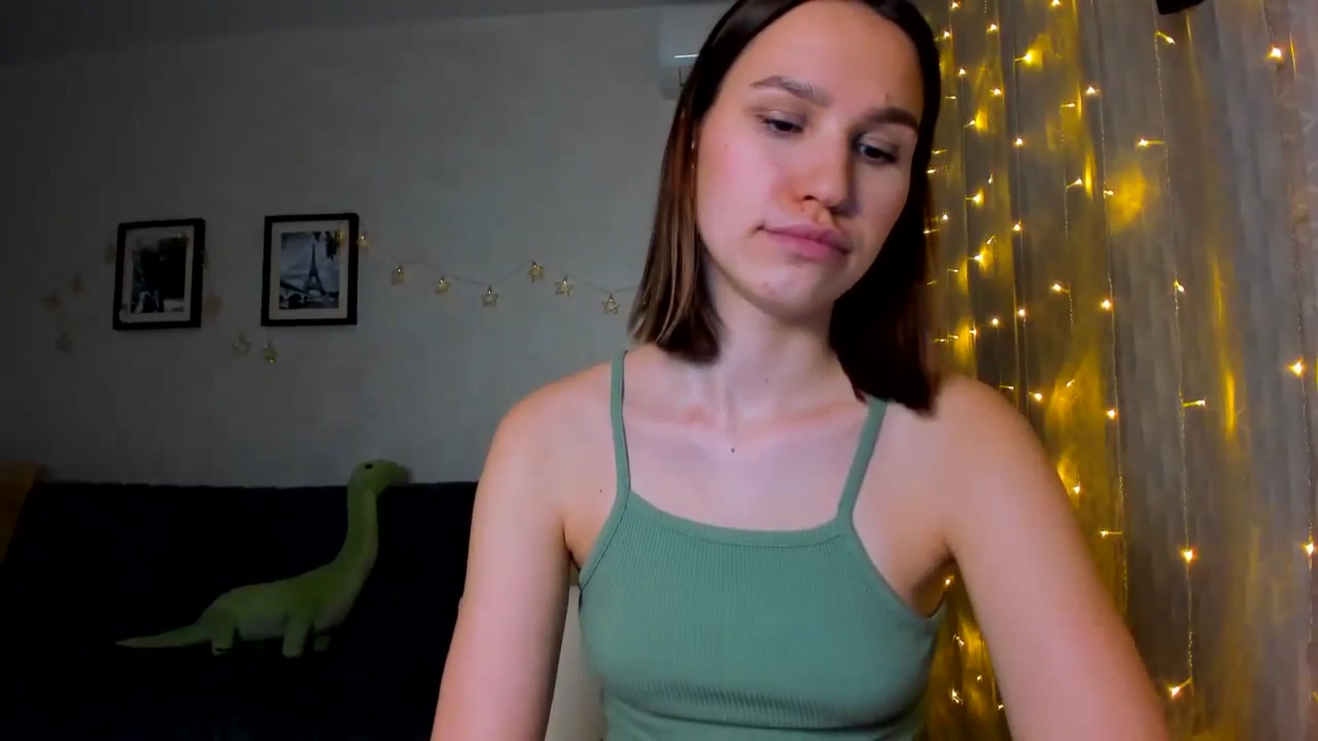 Gallery image thumbnail from WaveOfLove's myfreecams stream on, 01/26/2024, 15:01 image 10 of 20