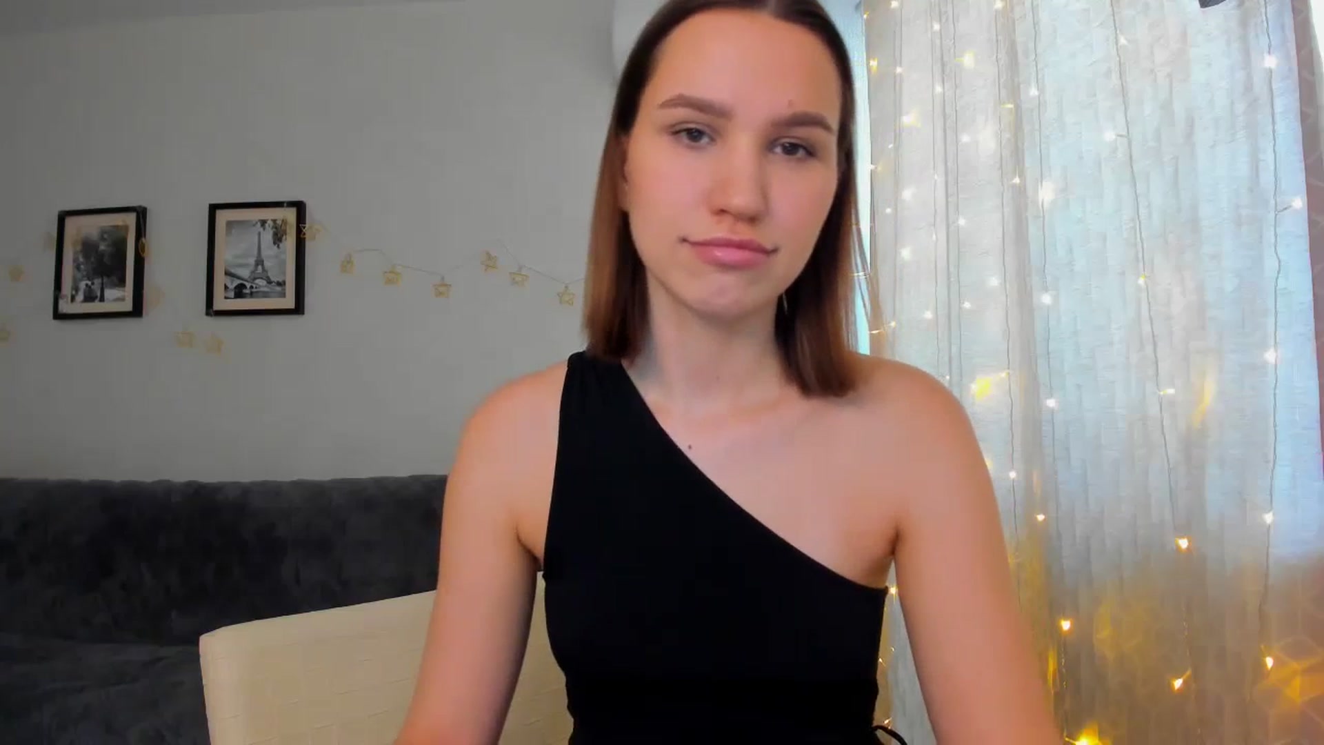 Gallery image thumbnail from WaveOfLove's myfreecams stream on, 01/31/2024, 10:32 image 2 of 20