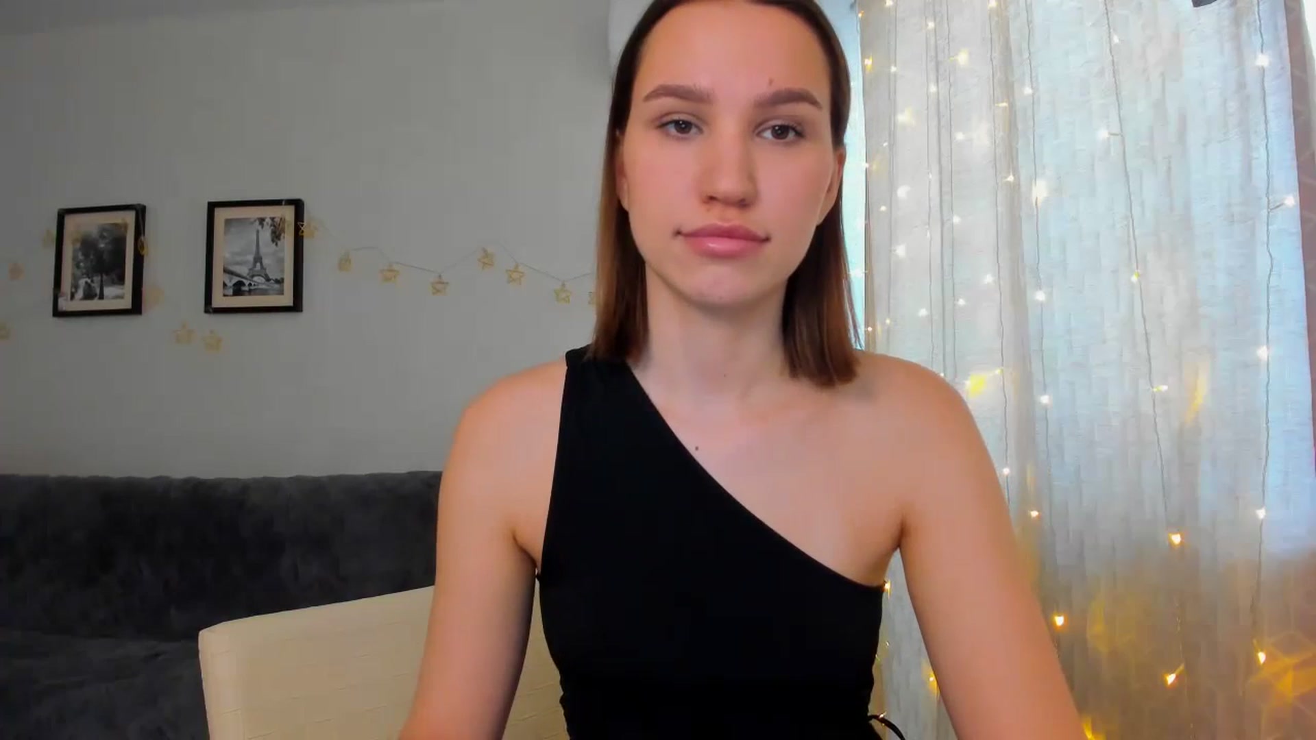 Gallery image thumbnail from WaveOfLove's myfreecams stream on, 01/31/2024, 10:32 image 6 of 20