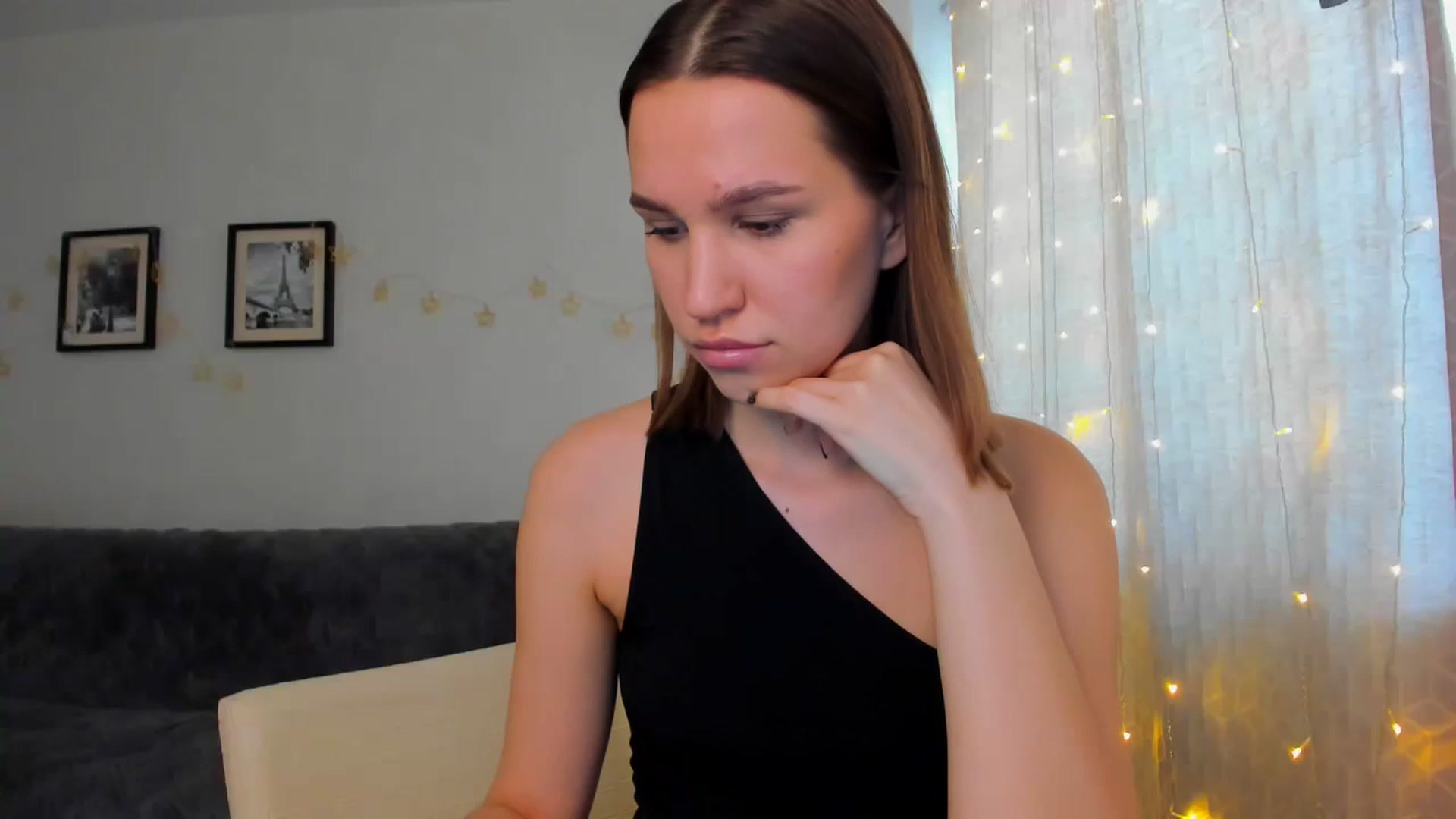 Gallery image thumbnail from WaveOfLove's myfreecams stream on, 01/31/2024, 10:32 image 5 of 20