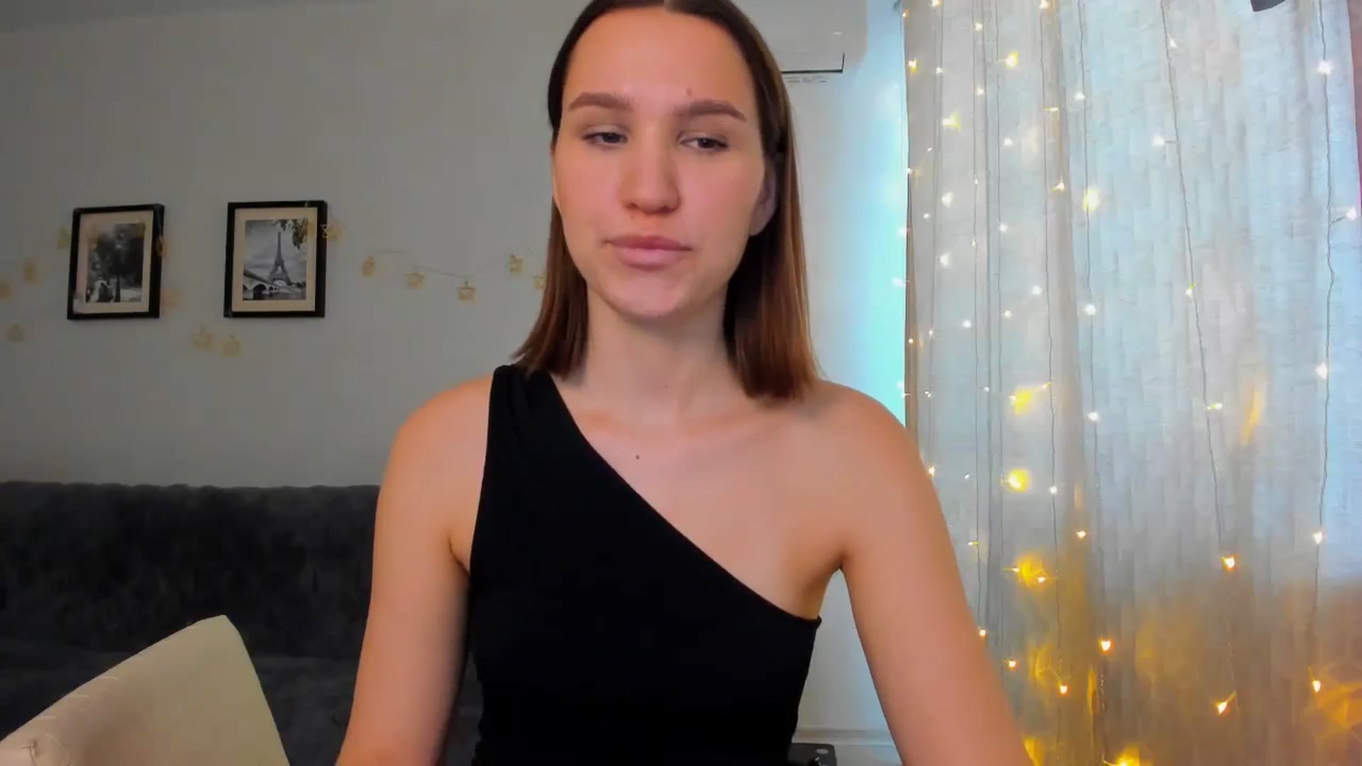 Gallery image thumbnail from WaveOfLove's myfreecams stream on, 01/31/2024, 11:59 image 2 of 20