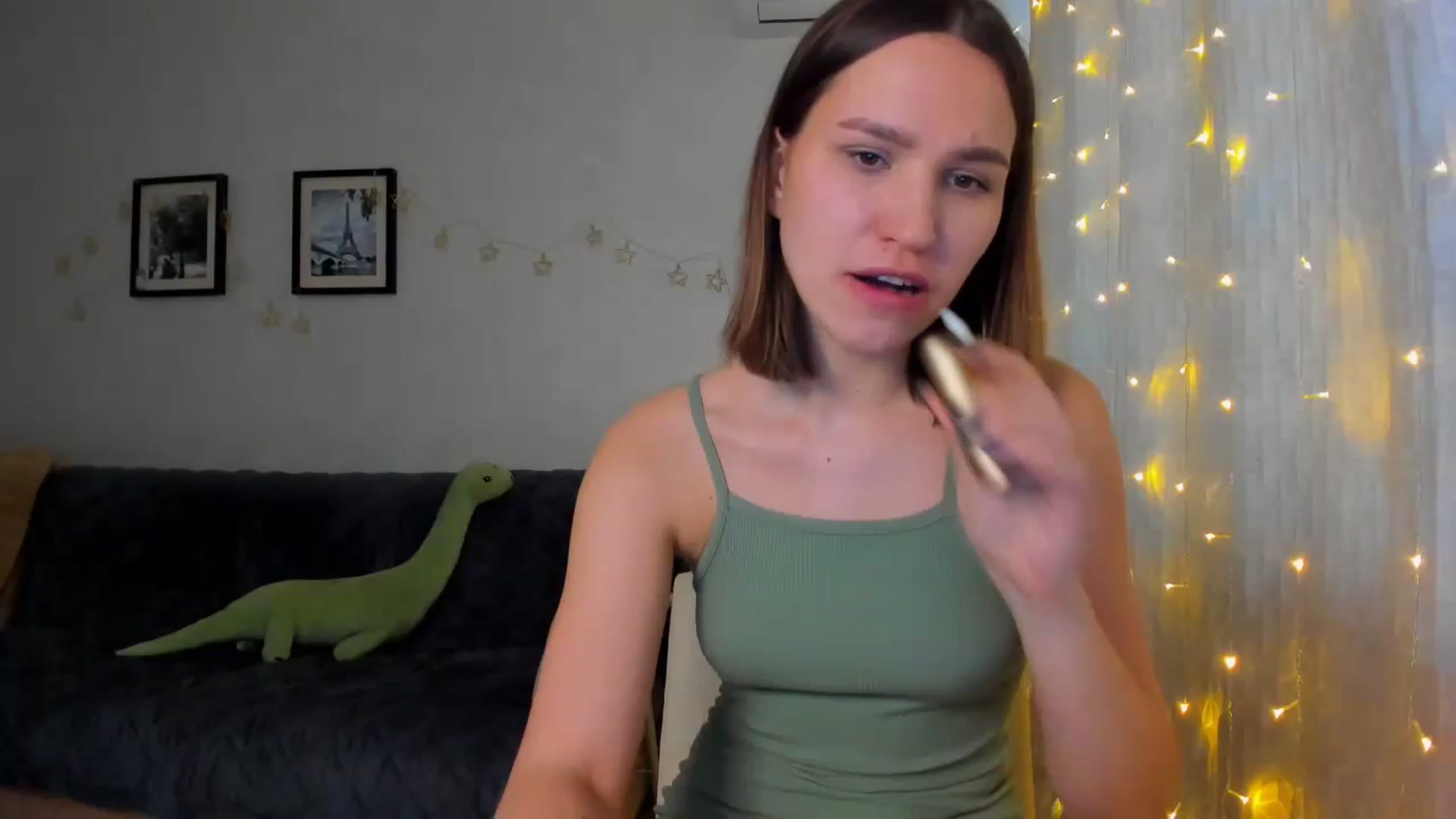 Gallery image thumbnail from WaveOfLove's myfreecams stream on, 02/01/2024, 12:46 image 14 of 20