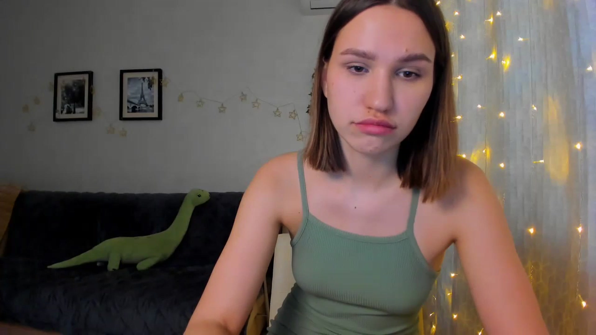Gallery image thumbnail from WaveOfLove's myfreecams stream on, 02/01/2024, 12:46 image 11 of 20