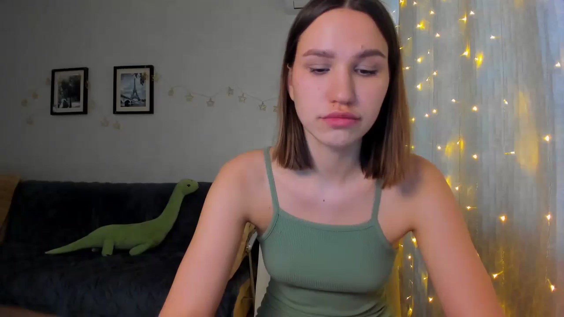 Gallery image thumbnail from WaveOfLove's myfreecams stream on, 02/01/2024, 12:46 image 17 of 20