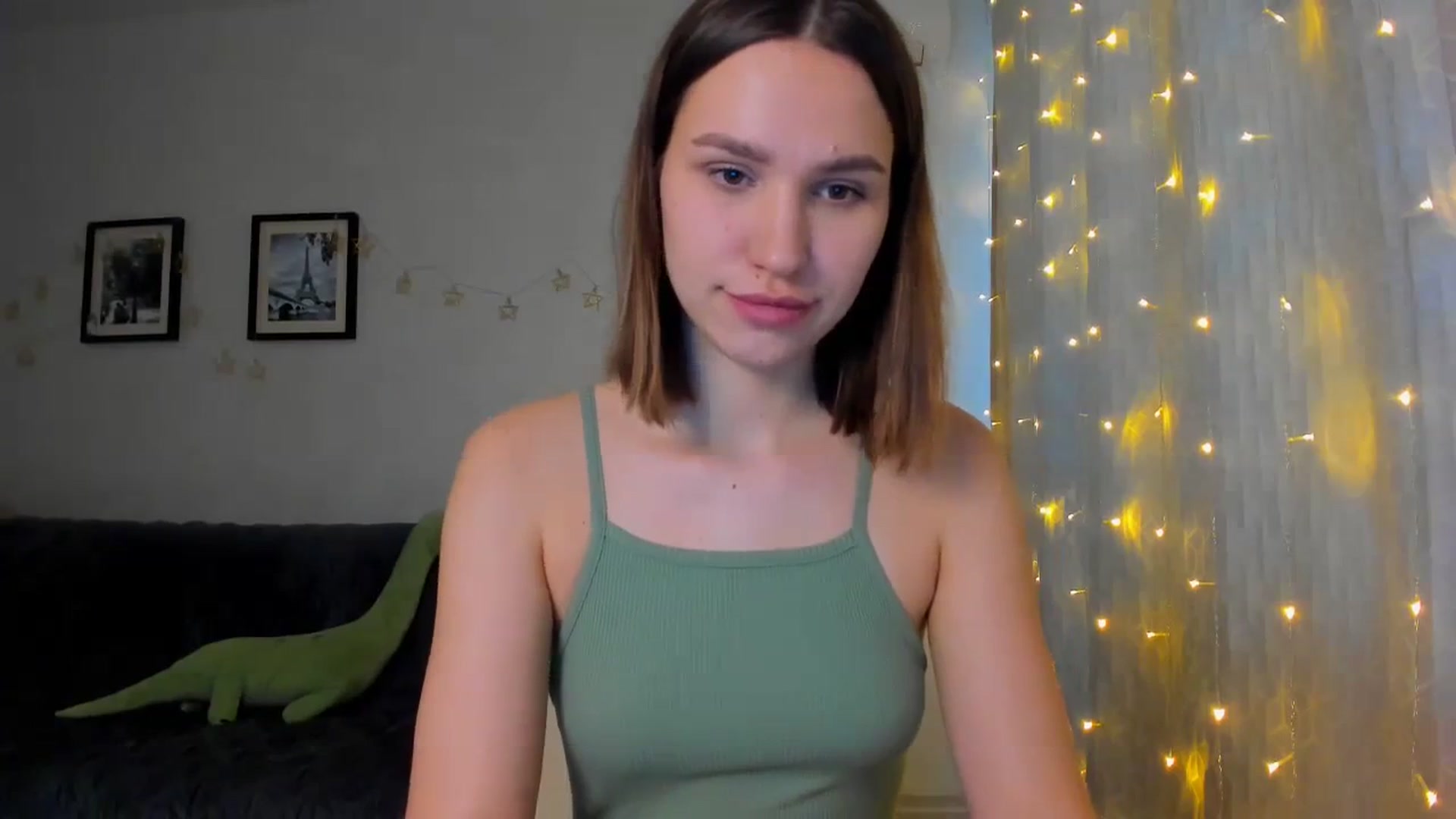 Gallery image thumbnail from WaveOfLove's myfreecams stream on, 02/01/2024, 13:16 image 12 of 20