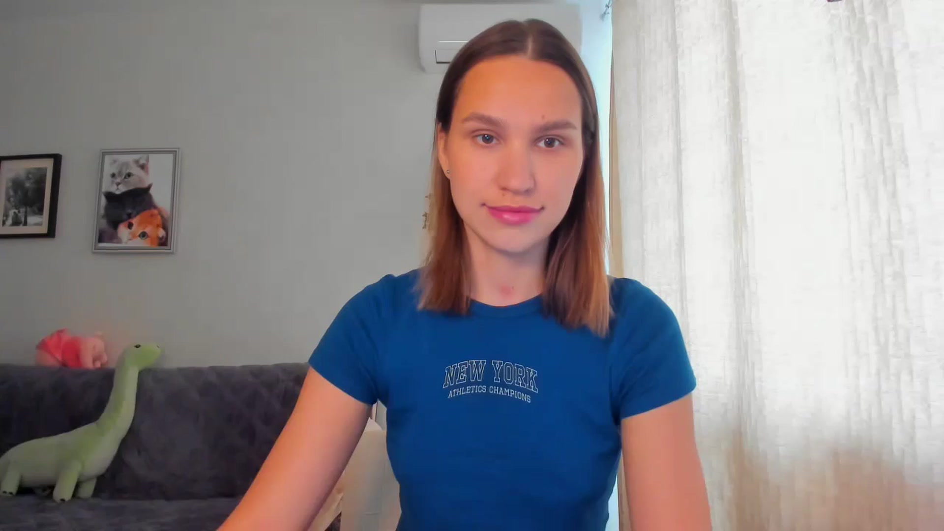 Gallery image thumbnail from WaveOfLove's myfreecams stream on, 05/14/2024, 10:38 image 1 of 20